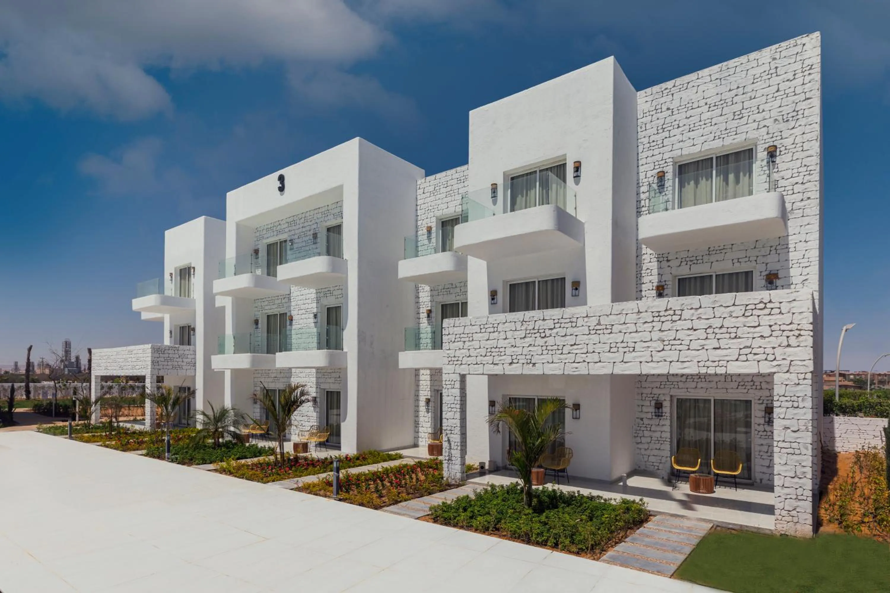 Property building in Tanoak Resort