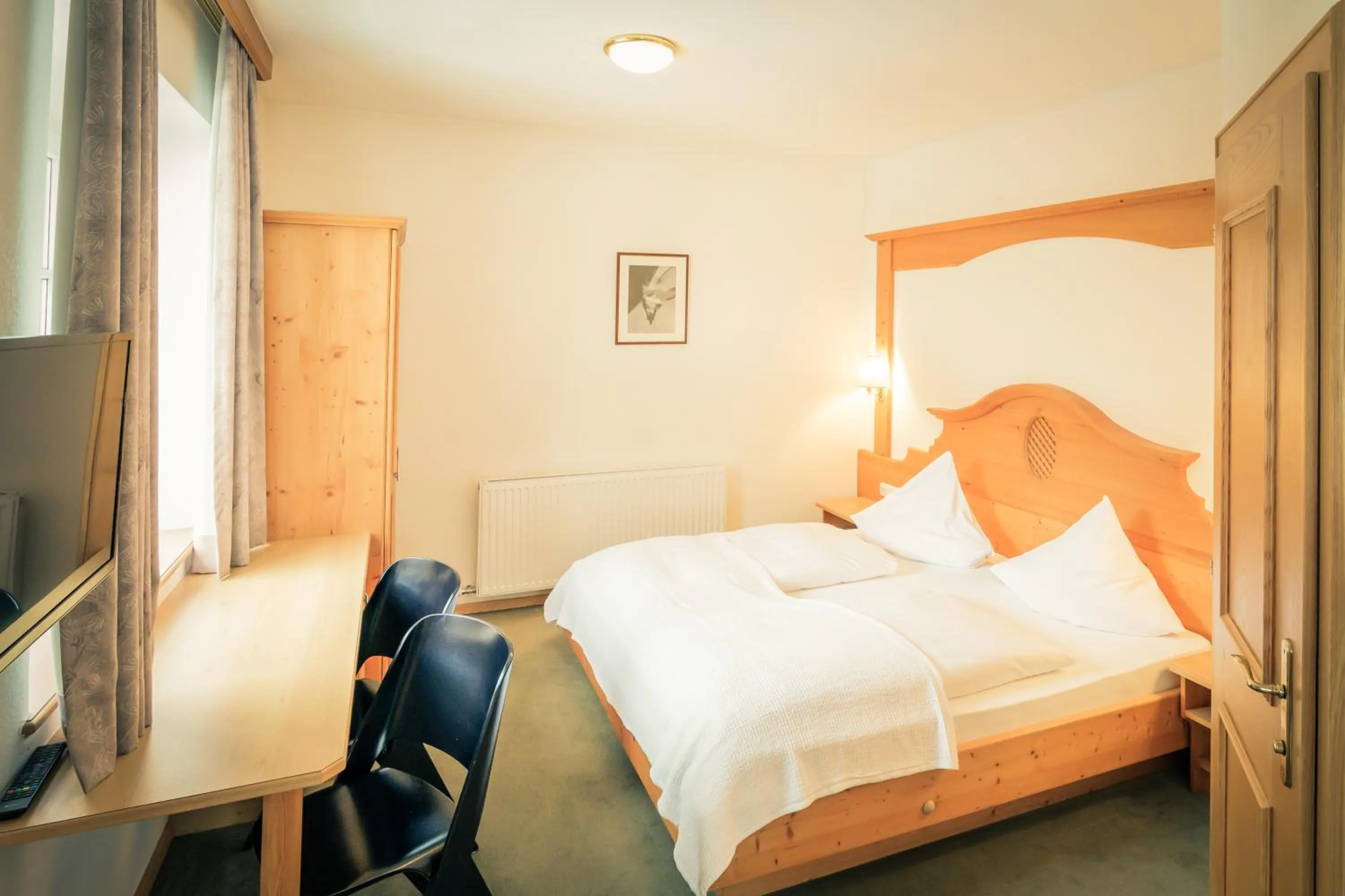 TV and multimedia, Bed in Posthotel Lechtal, Arlberg