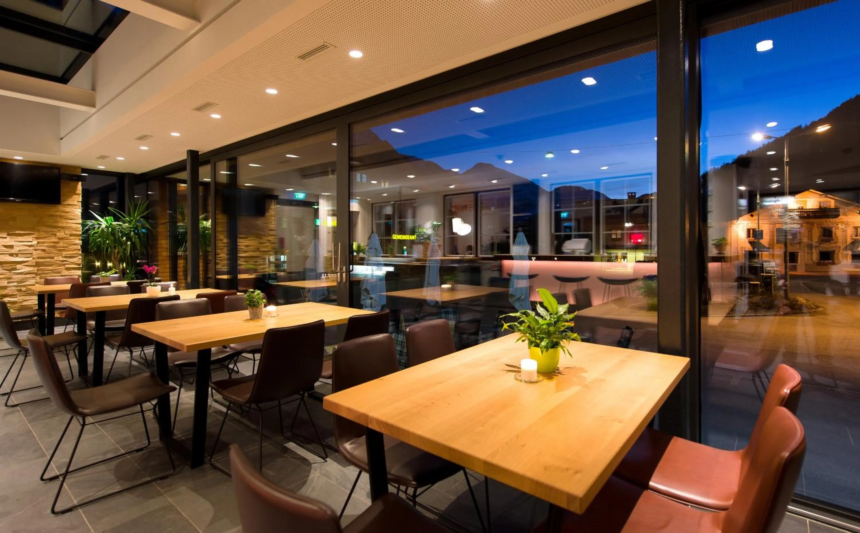 Restaurant/places to eat in Posthotel Lechtal, Arlberg