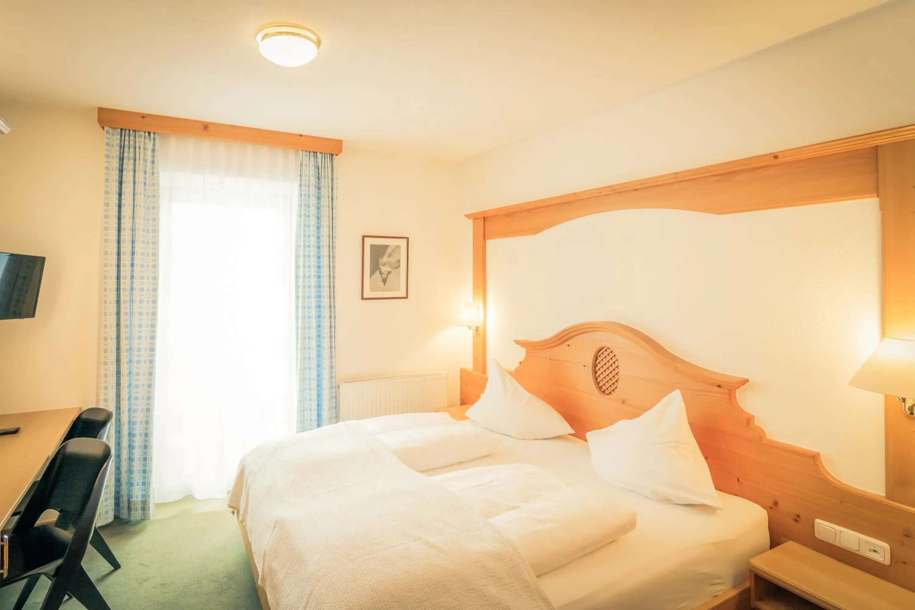 Photo of the whole room, Bed in Posthotel Lechtal, Arlberg