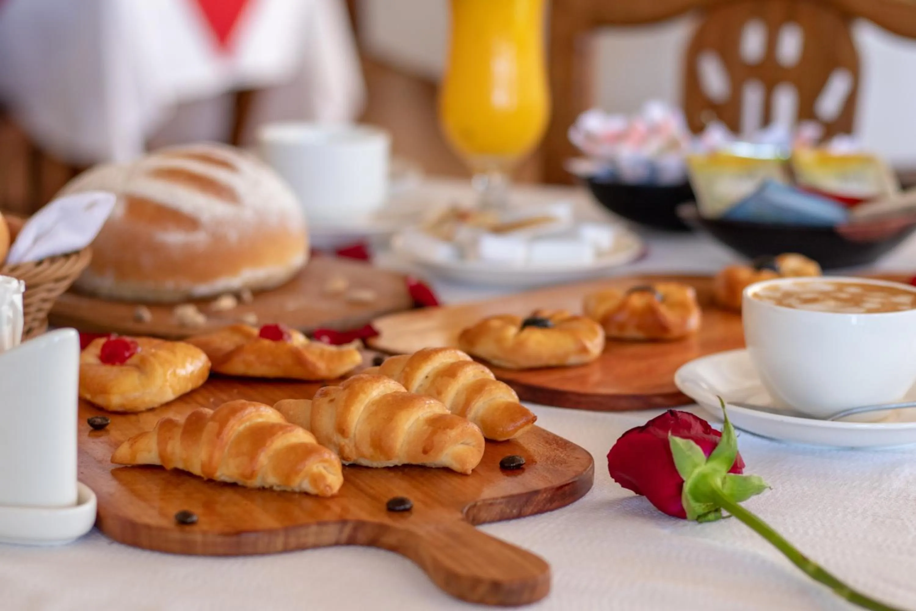 Restaurant/places to eat in Sunny Palms Beach Bungalows