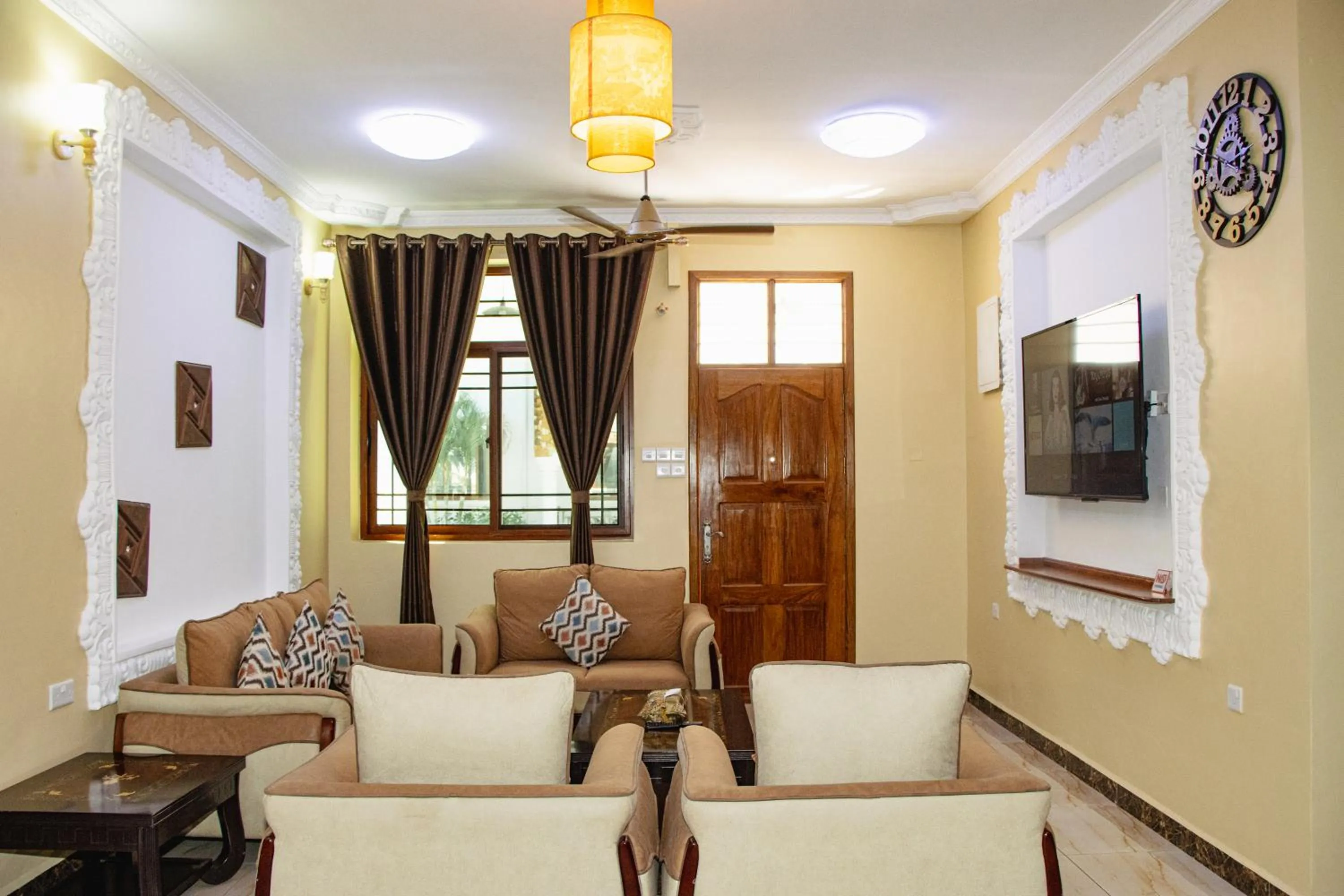 Living room in Sunny Palms Beach Bungalows