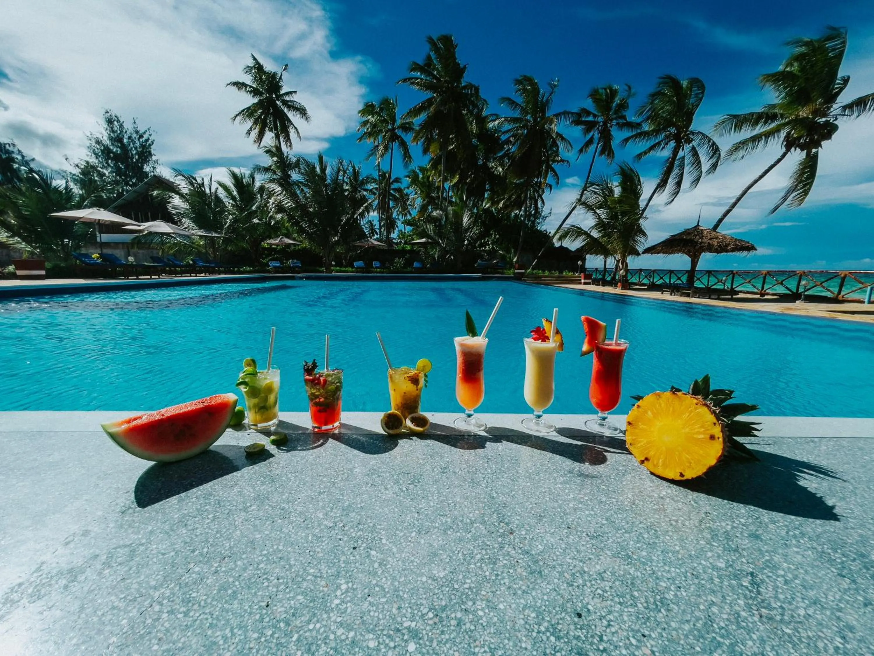 Restaurant/places to eat in Sunny Palms Beach Bungalows