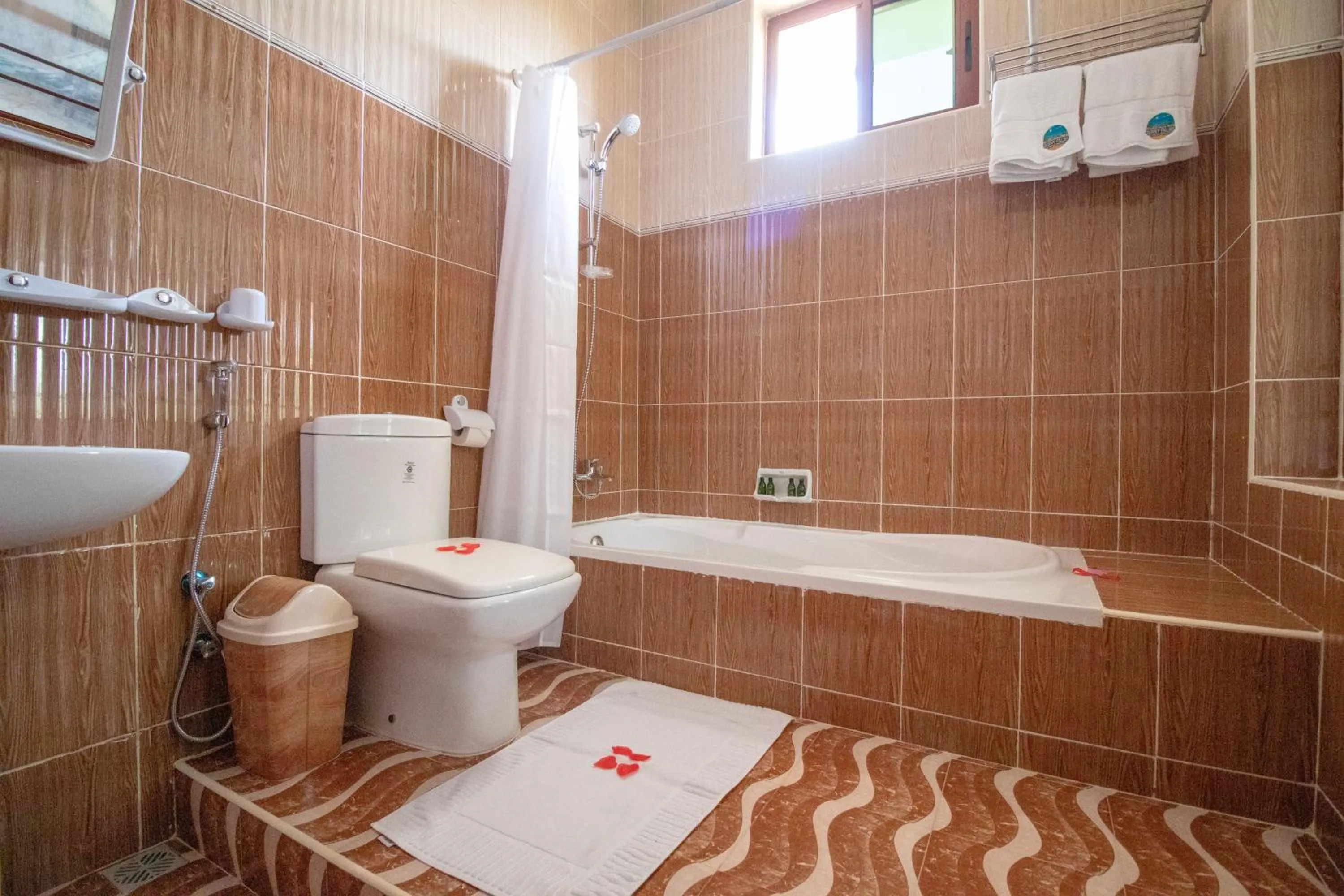 Shower in Sunny Palms Beach Bungalows