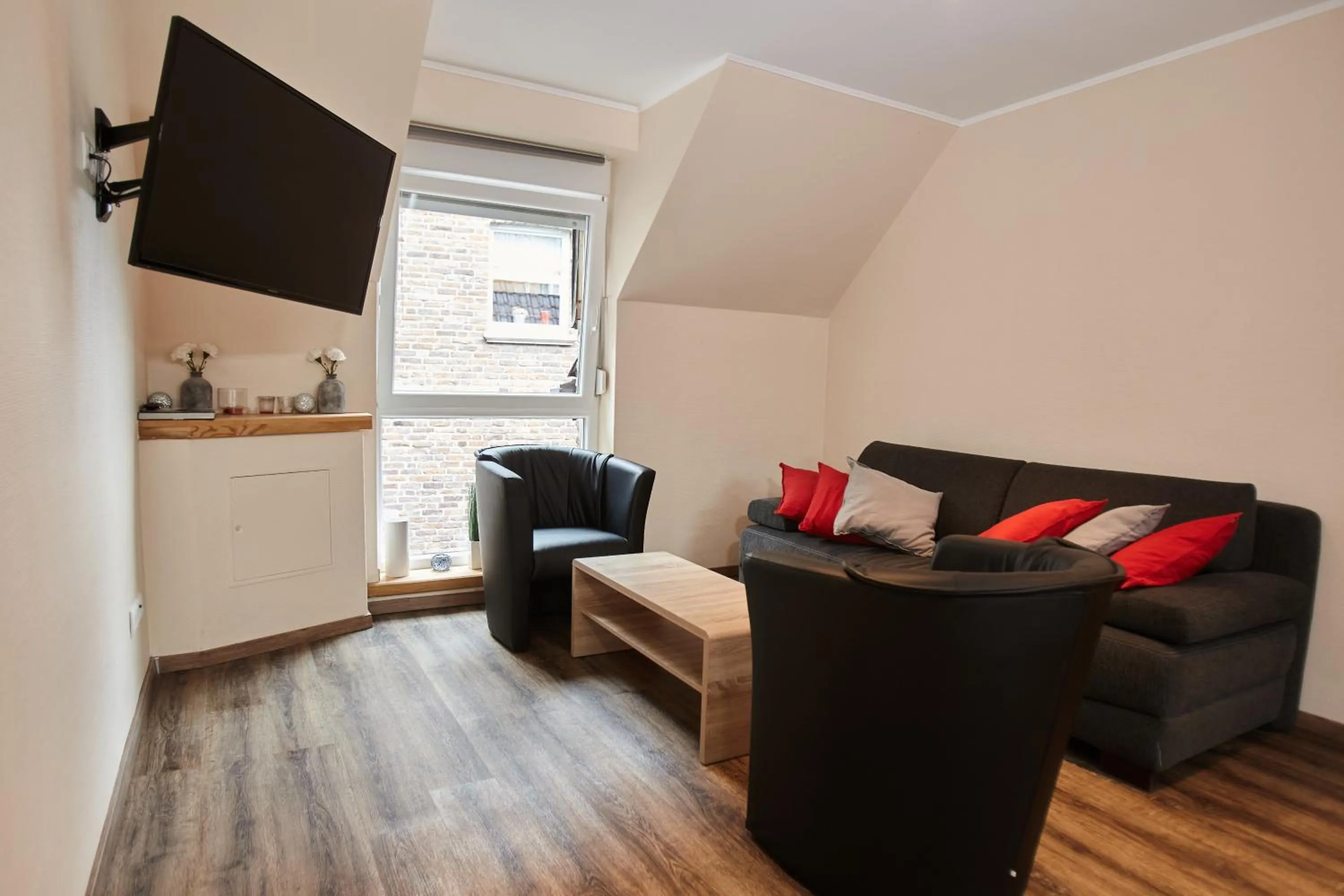 Communal lounge/ TV room in Hotel Restaurant Doppeladler