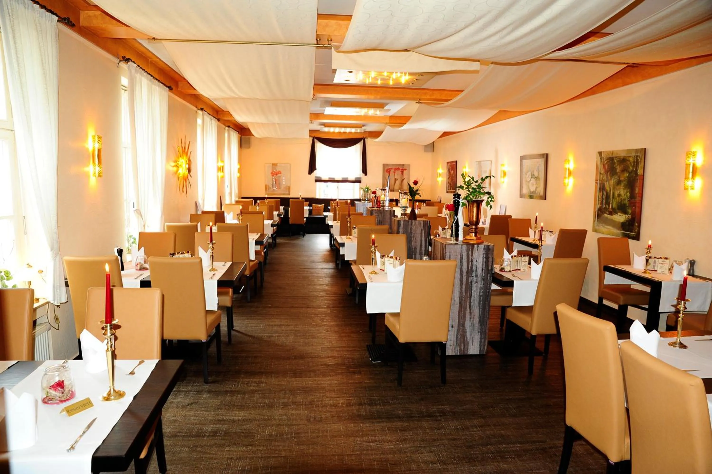 Restaurant/places to eat in Hotel Restaurant Doppeladler