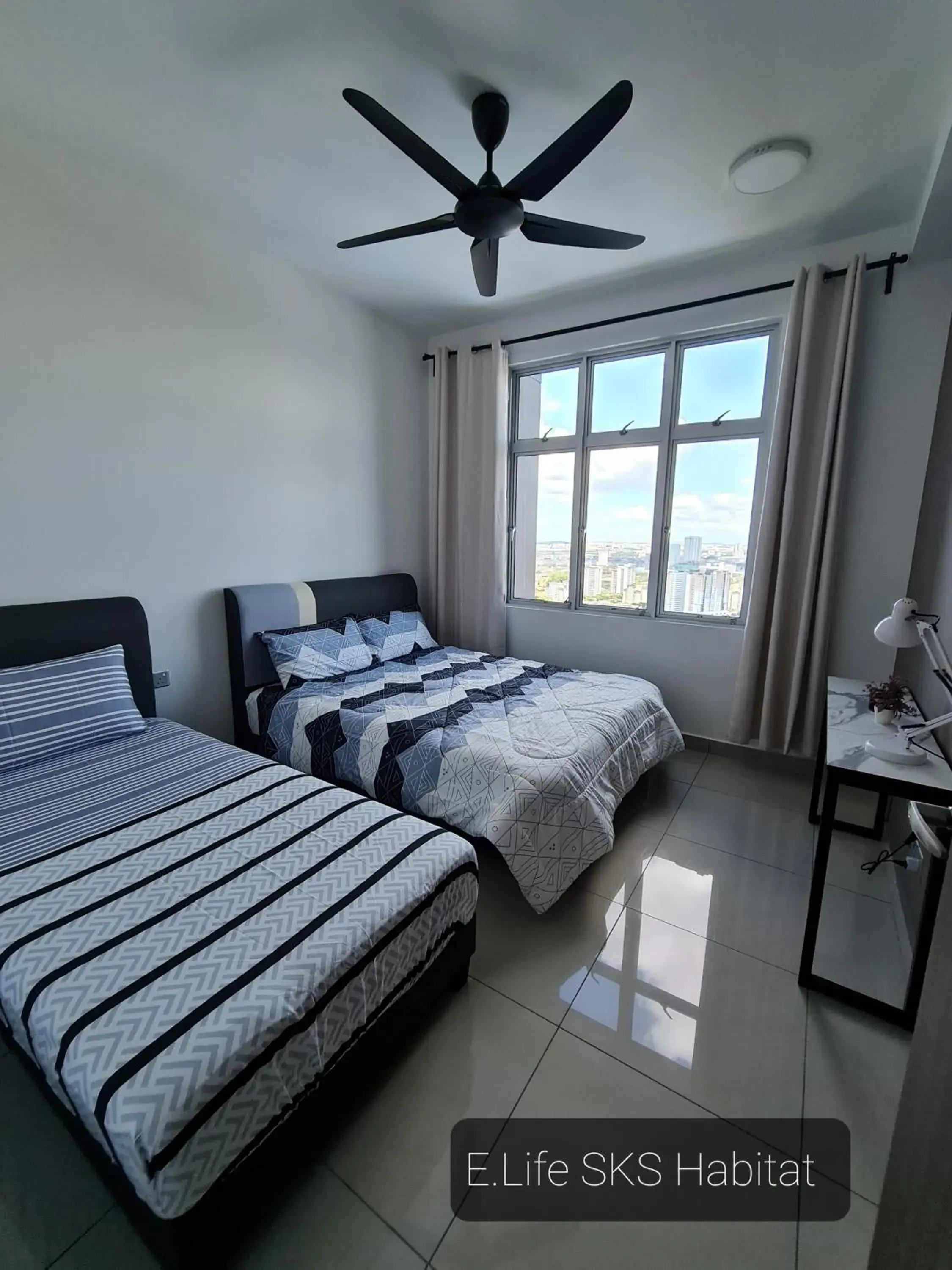 Bed in E Life SKS Habitat With WiFi Netflix Bed in E Life SKS Habitat With WiFi Netflix