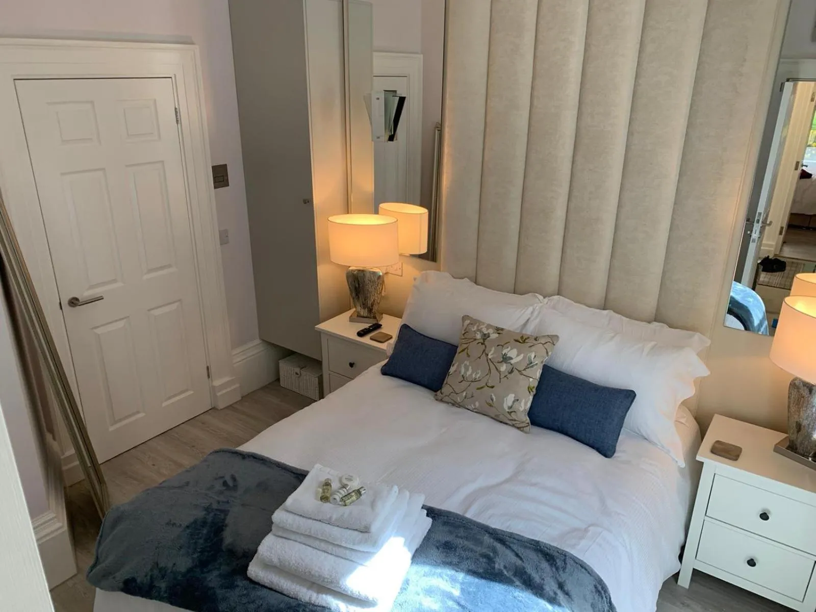 Bedroom, Bed in Winckley Square Residences