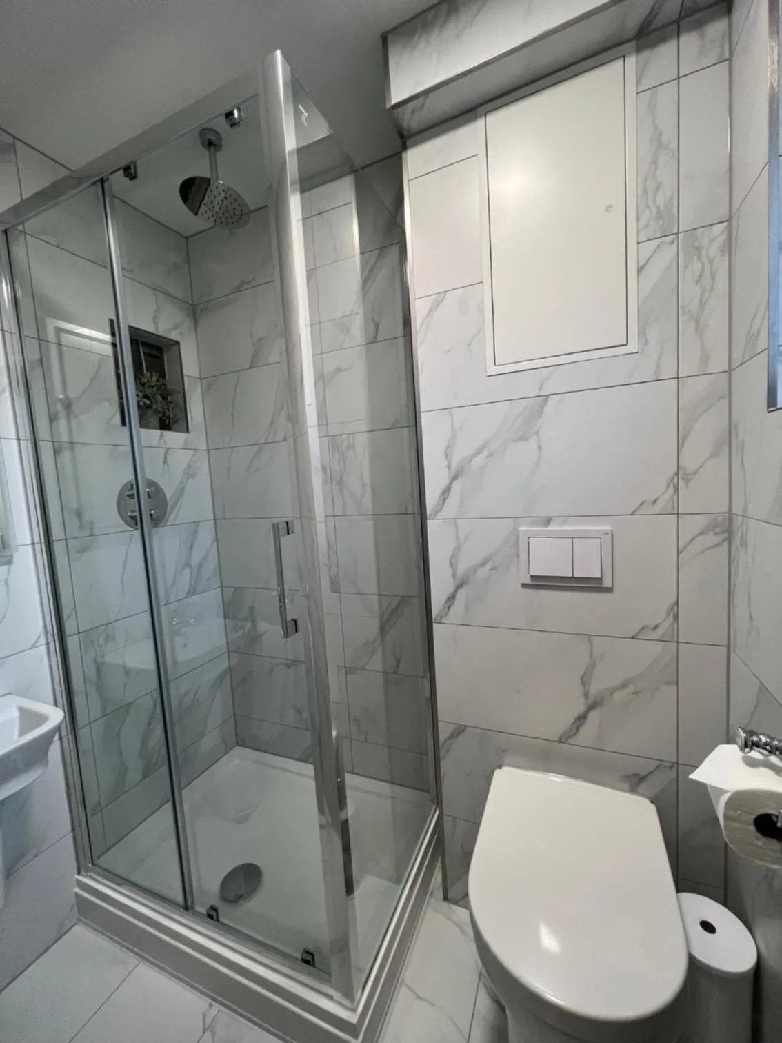 Shower in Winckley Square Residences