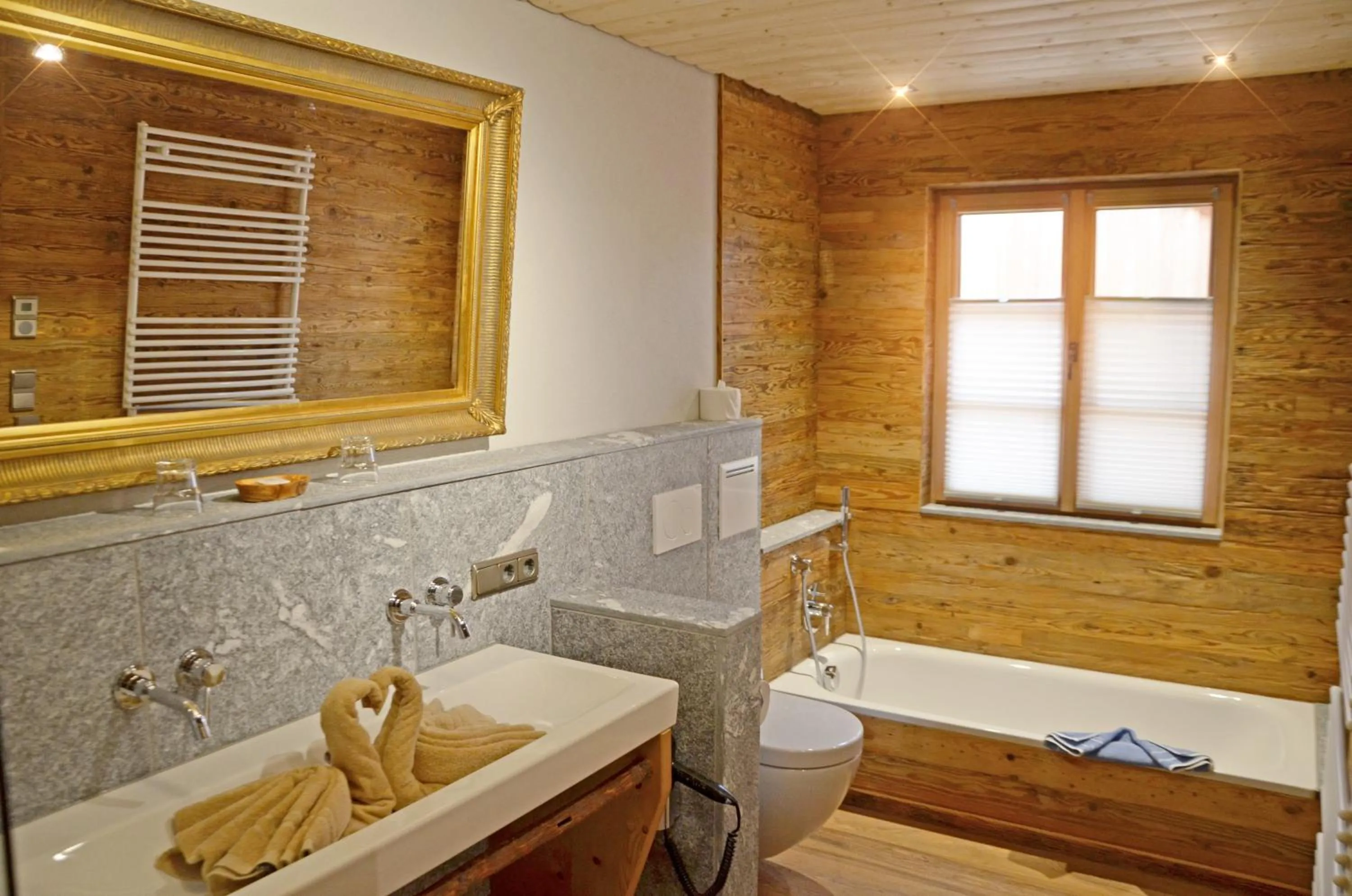 Bathroom in Landhaus Kössel