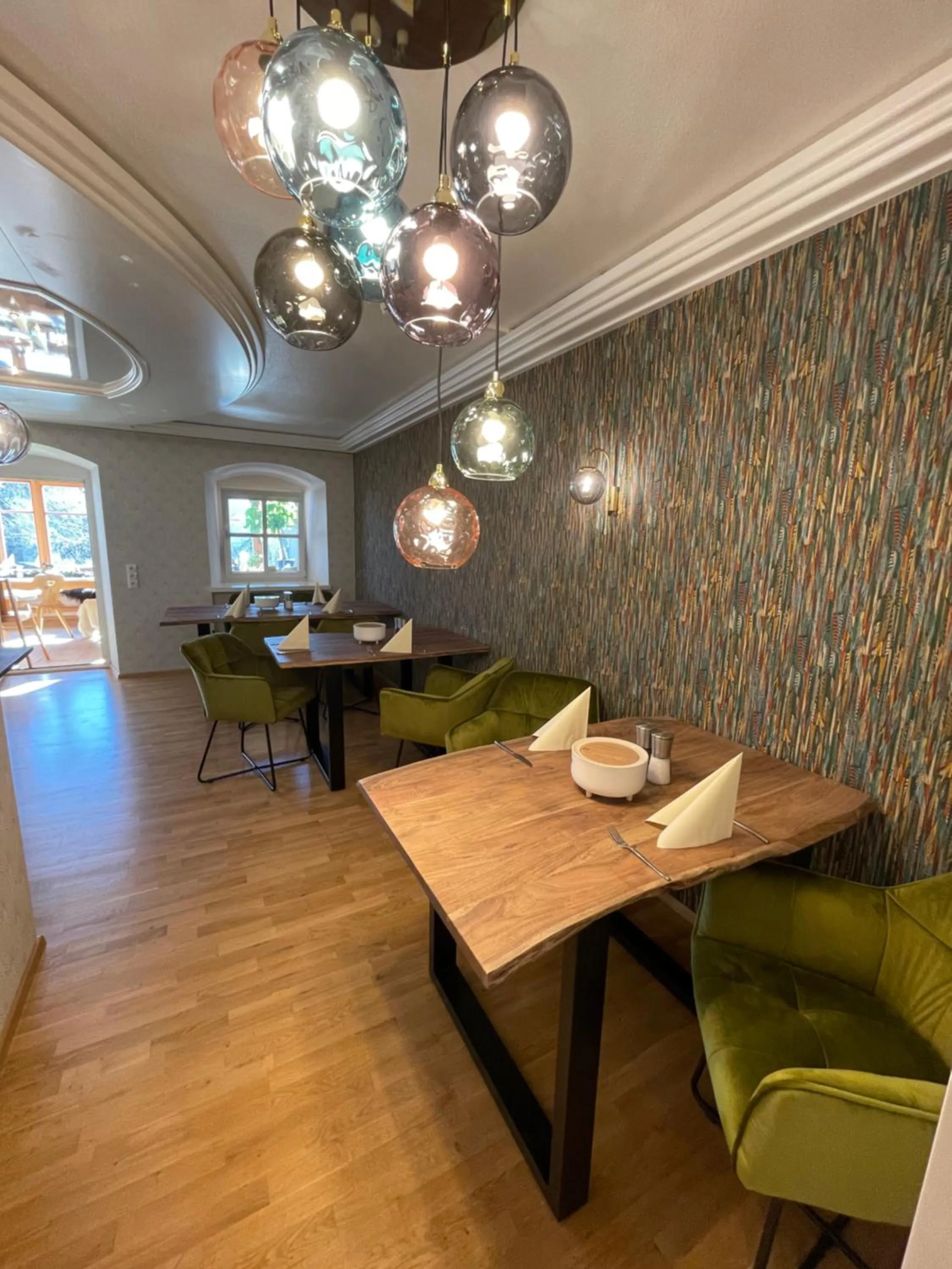 Restaurant/places to eat in Landhaus Kössel