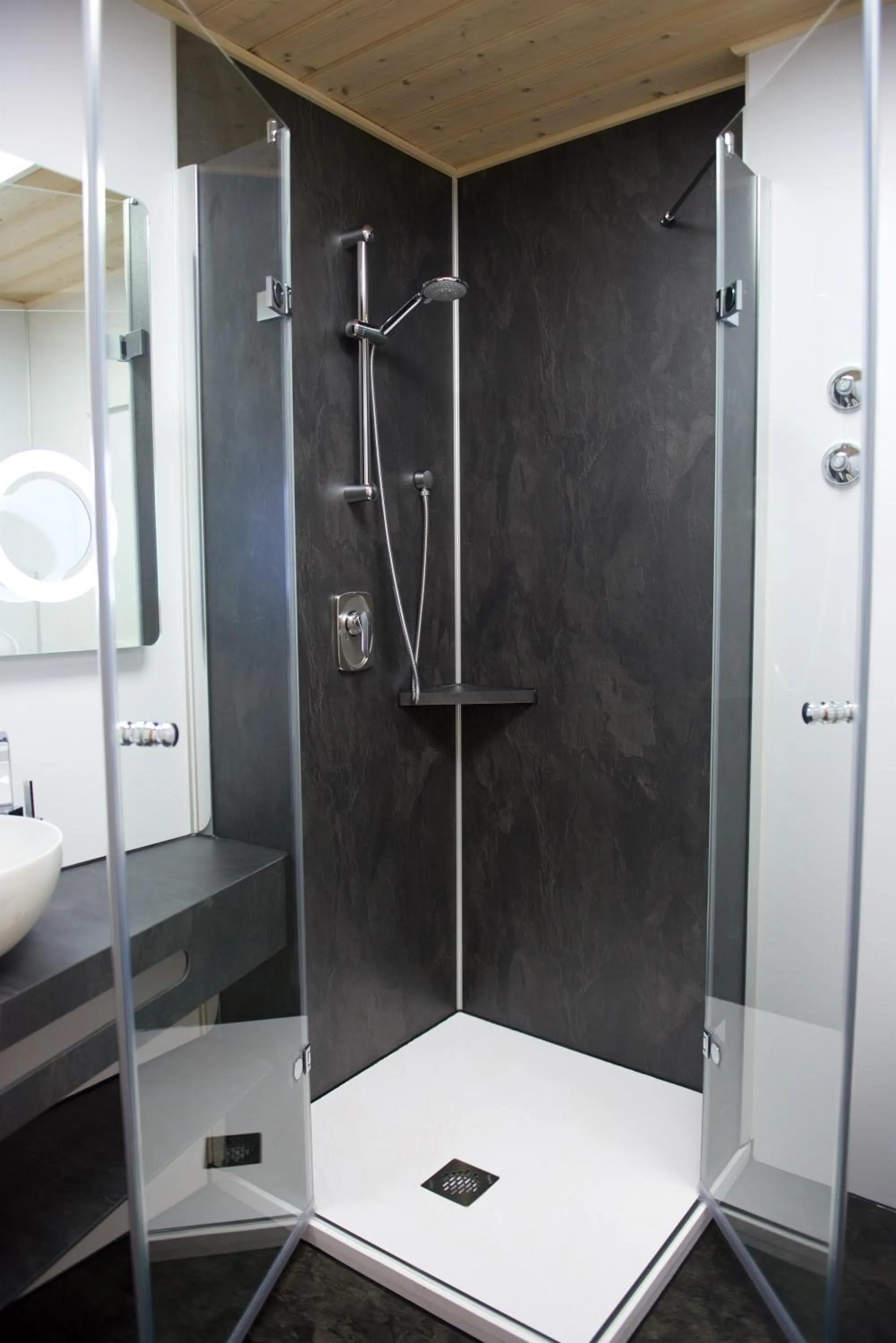 Bathroom in Landhaus Kössel