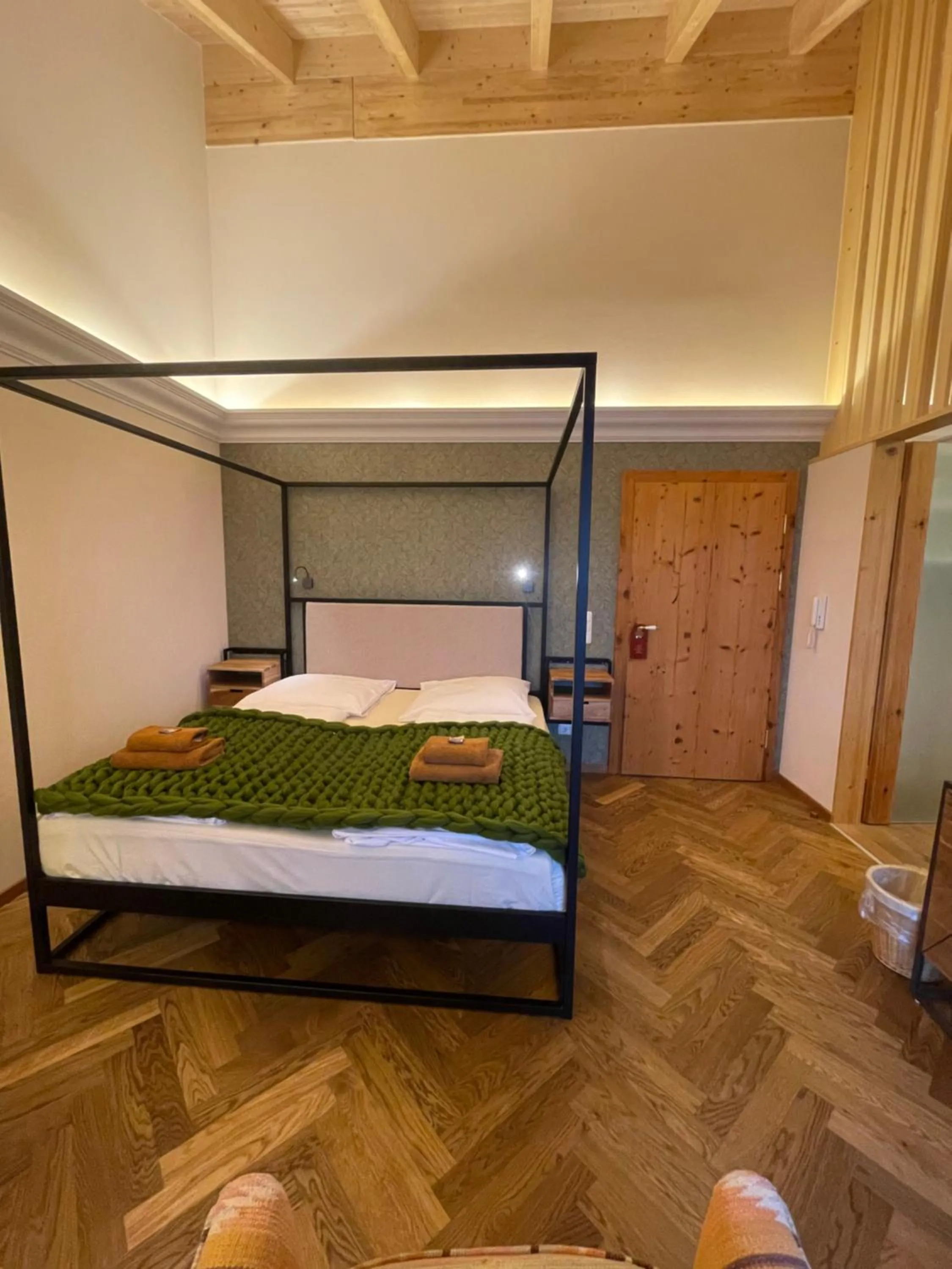 Photo of the whole room, Bed in Landhaus Kössel
