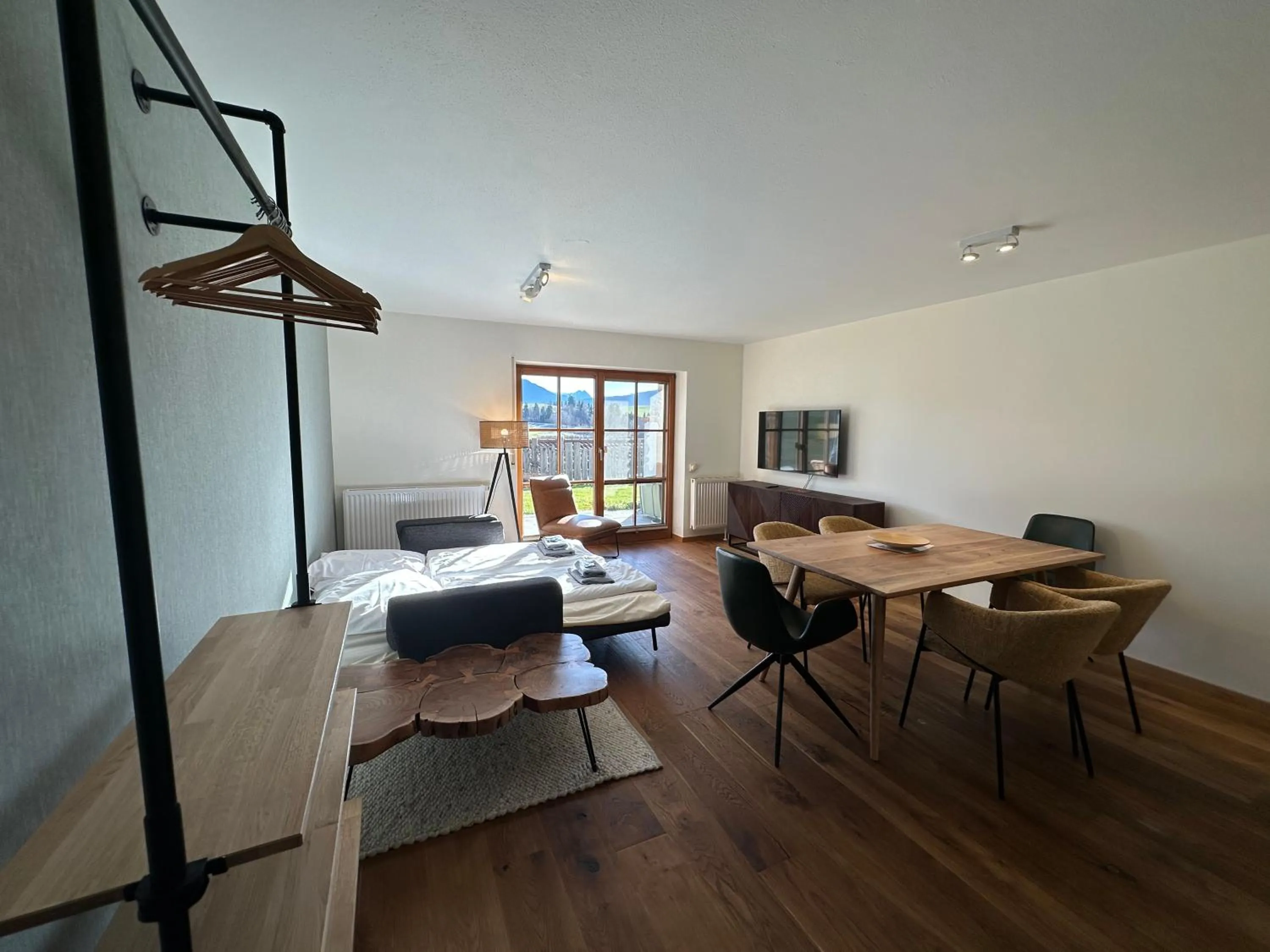 TV and multimedia, Bed in Landhaus Kössel