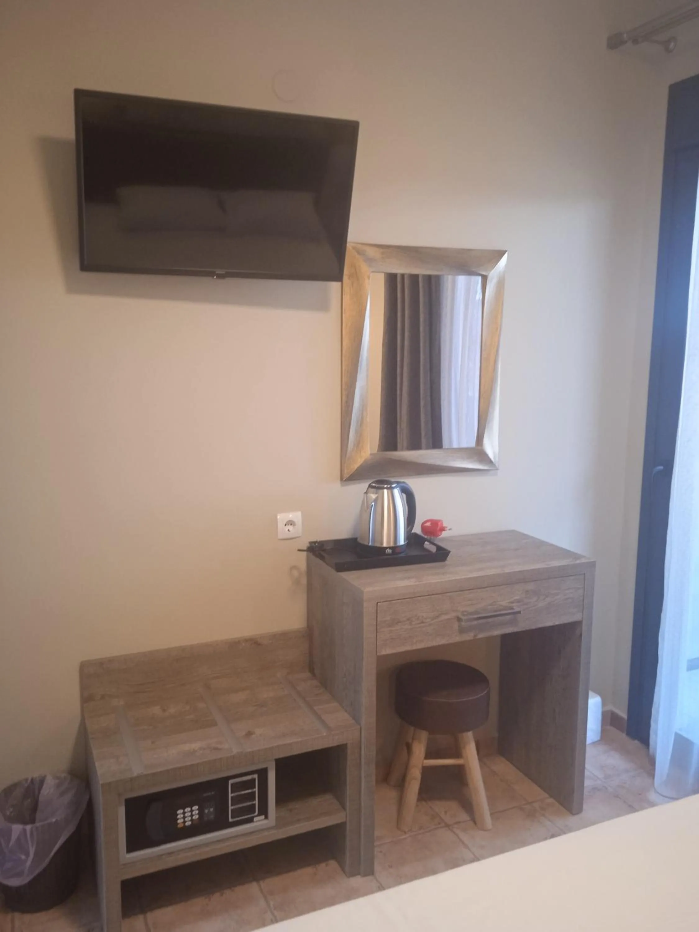 Coffee/tea facilities in NABRO Resort