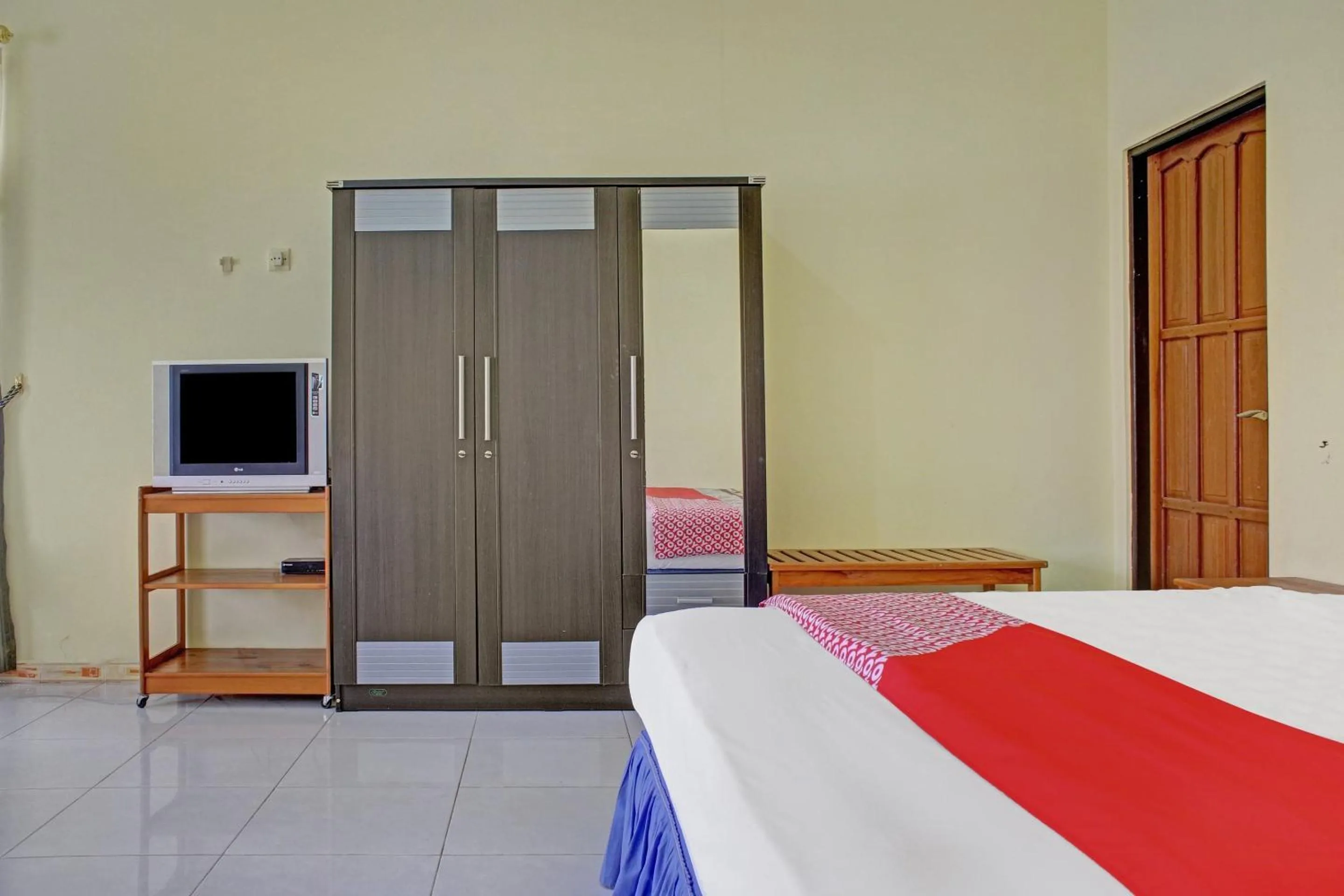 Bedroom, Bed in Hotel O Aman