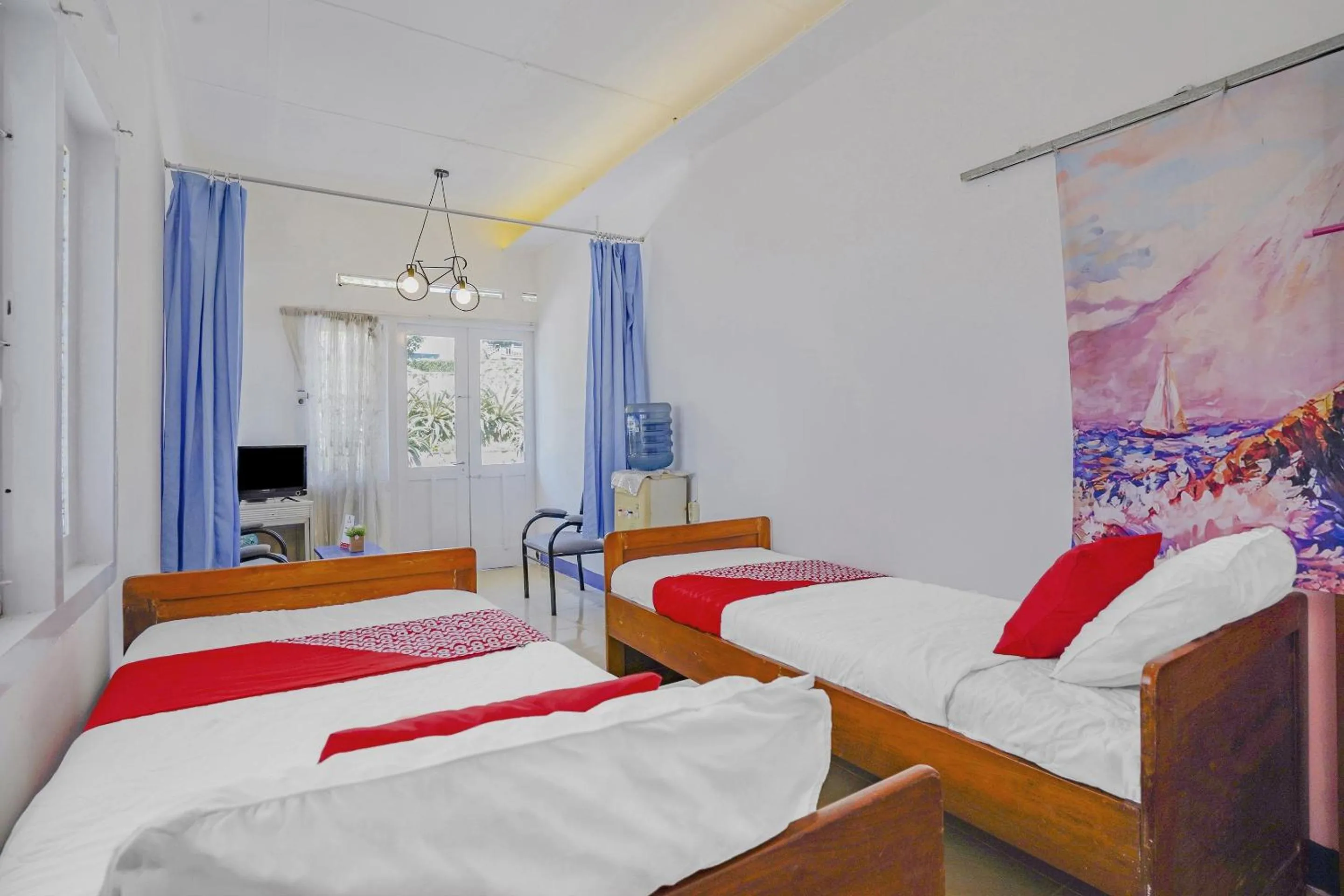 Bedroom in OYO 90352 Villa Agape 2