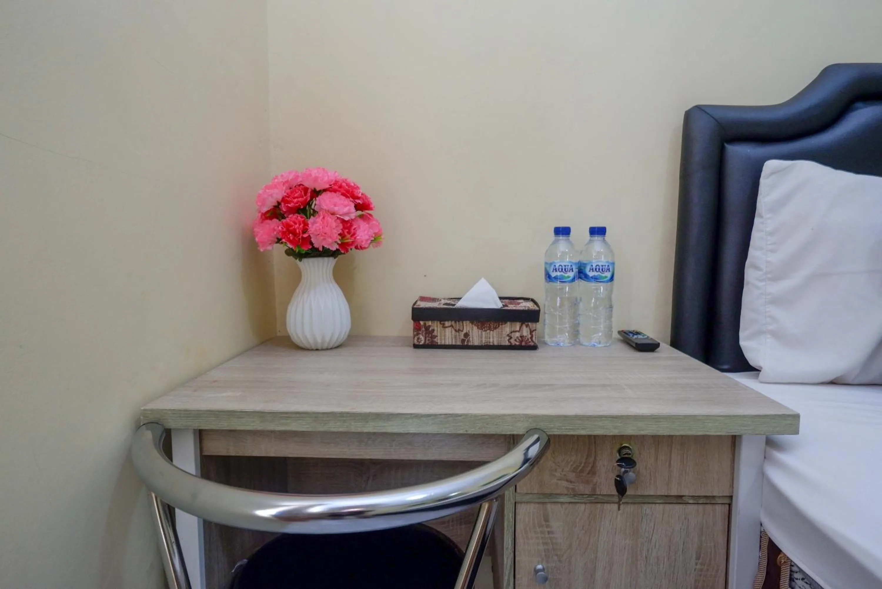 Bedroom, Bed in Urbanview Hotel Jogja City Mall