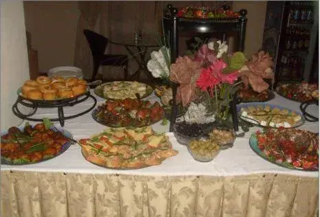 Food and drinks in Citilodge Hotel Food and drinks in Citilodge Hotel