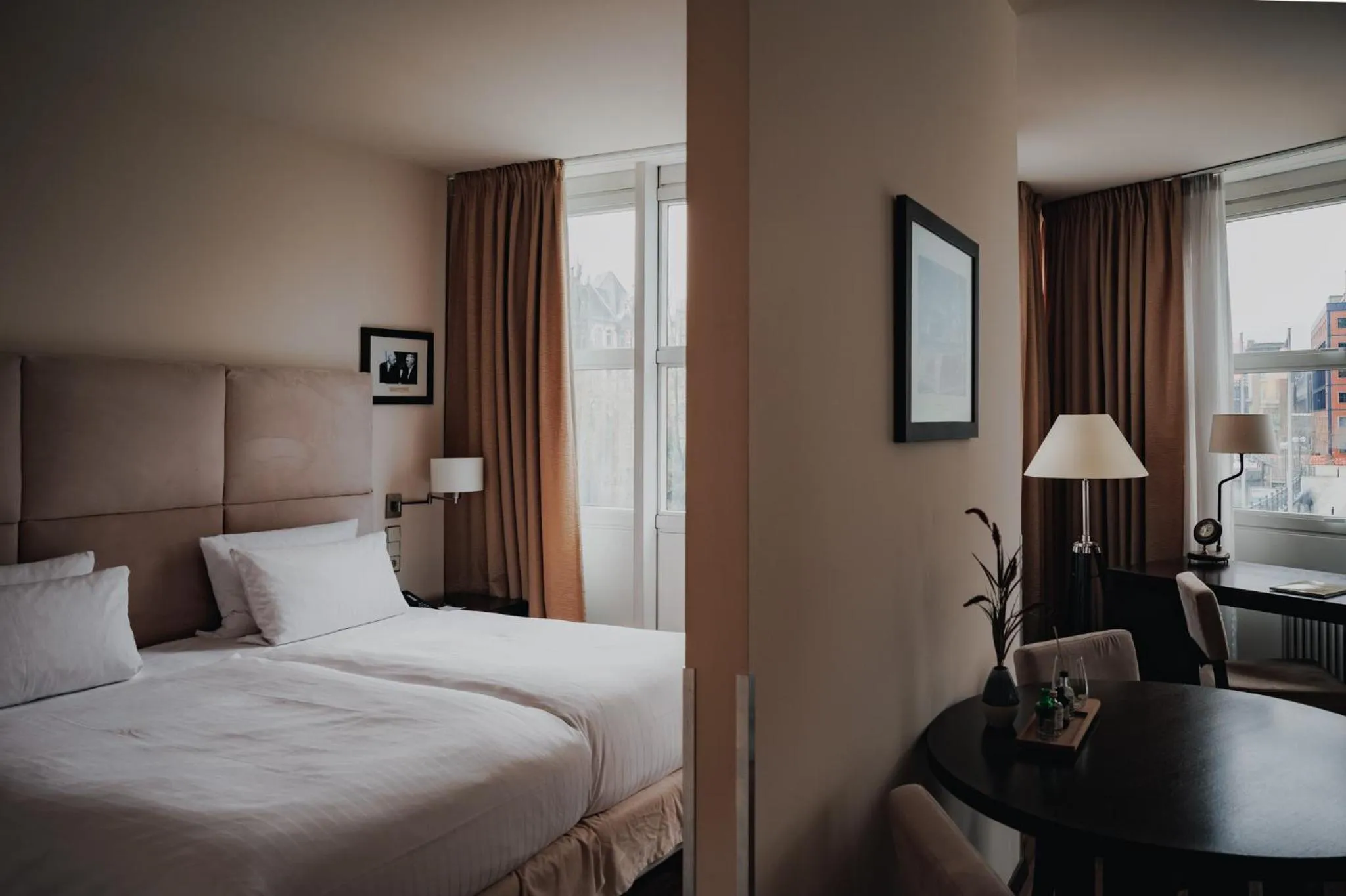 Bed in ABION Villa Suites