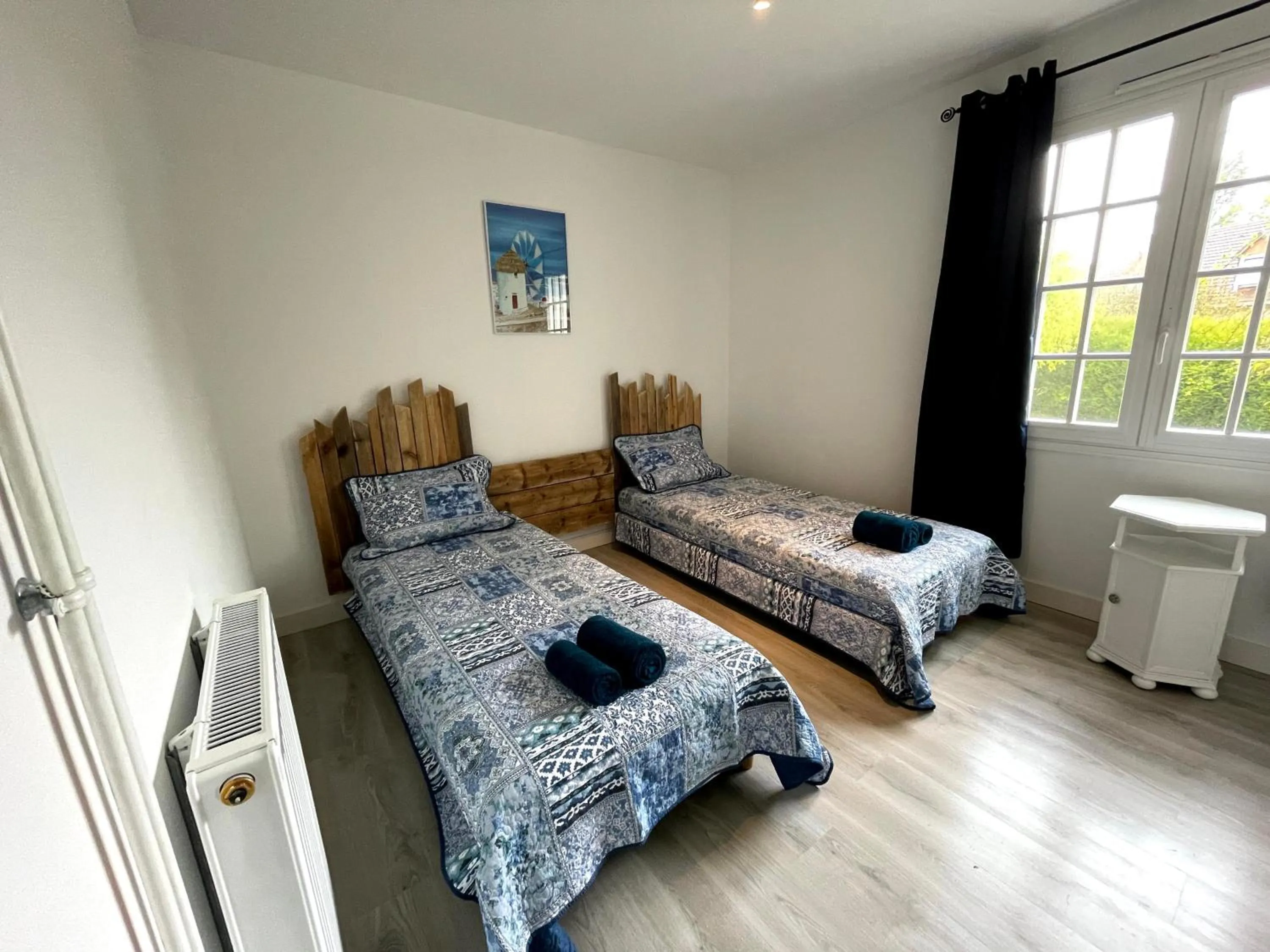 Bedroom, Bed in LA VEUZAINE