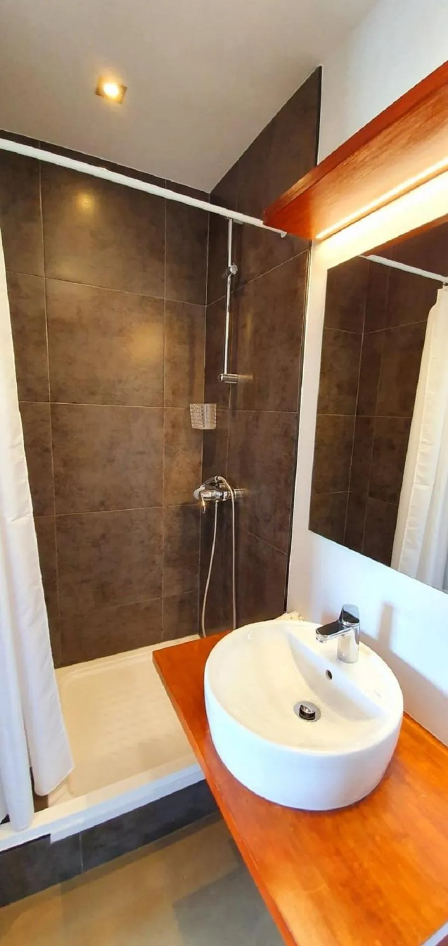 Bathroom in RA PARAISO