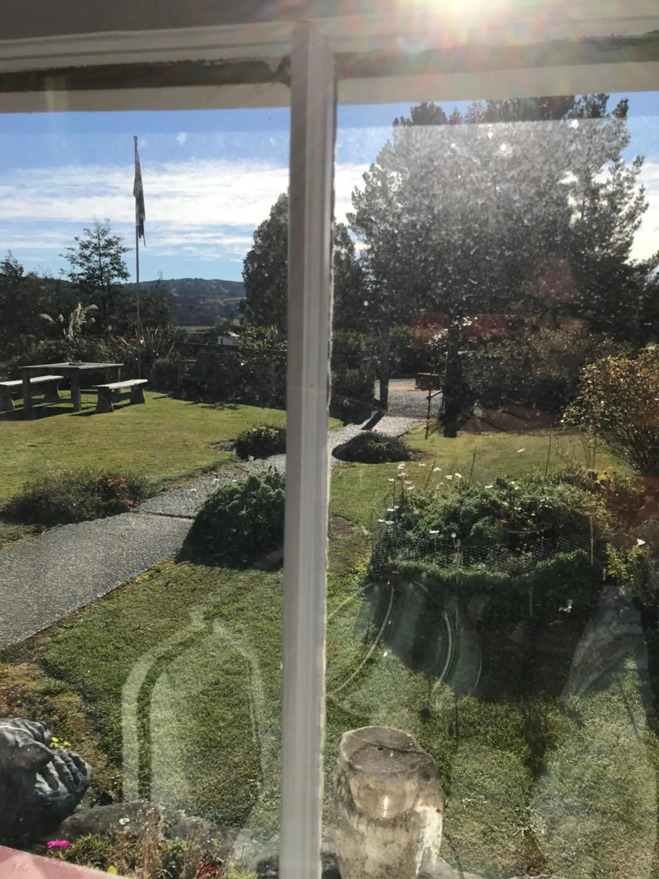 Garden view in Tophouse Historical Inn Bed and breakfast