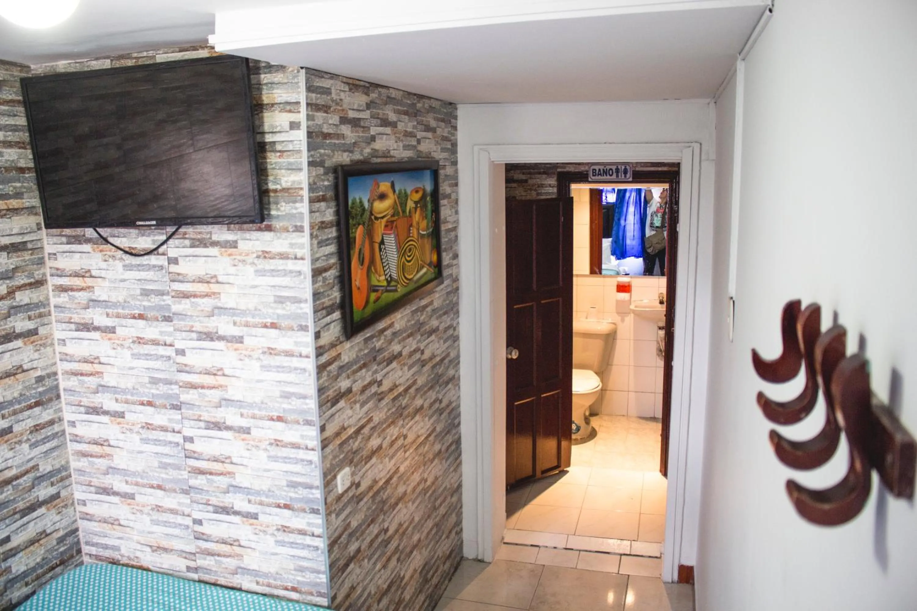 Hotel Punto 100