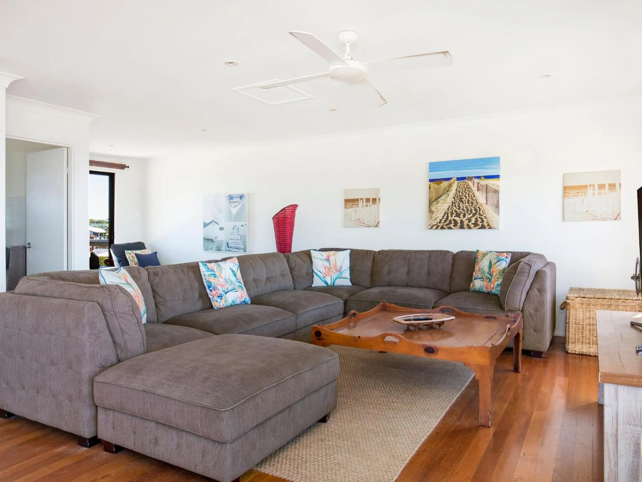 Endless Summer I Pet Friendly Absolute Beachfront