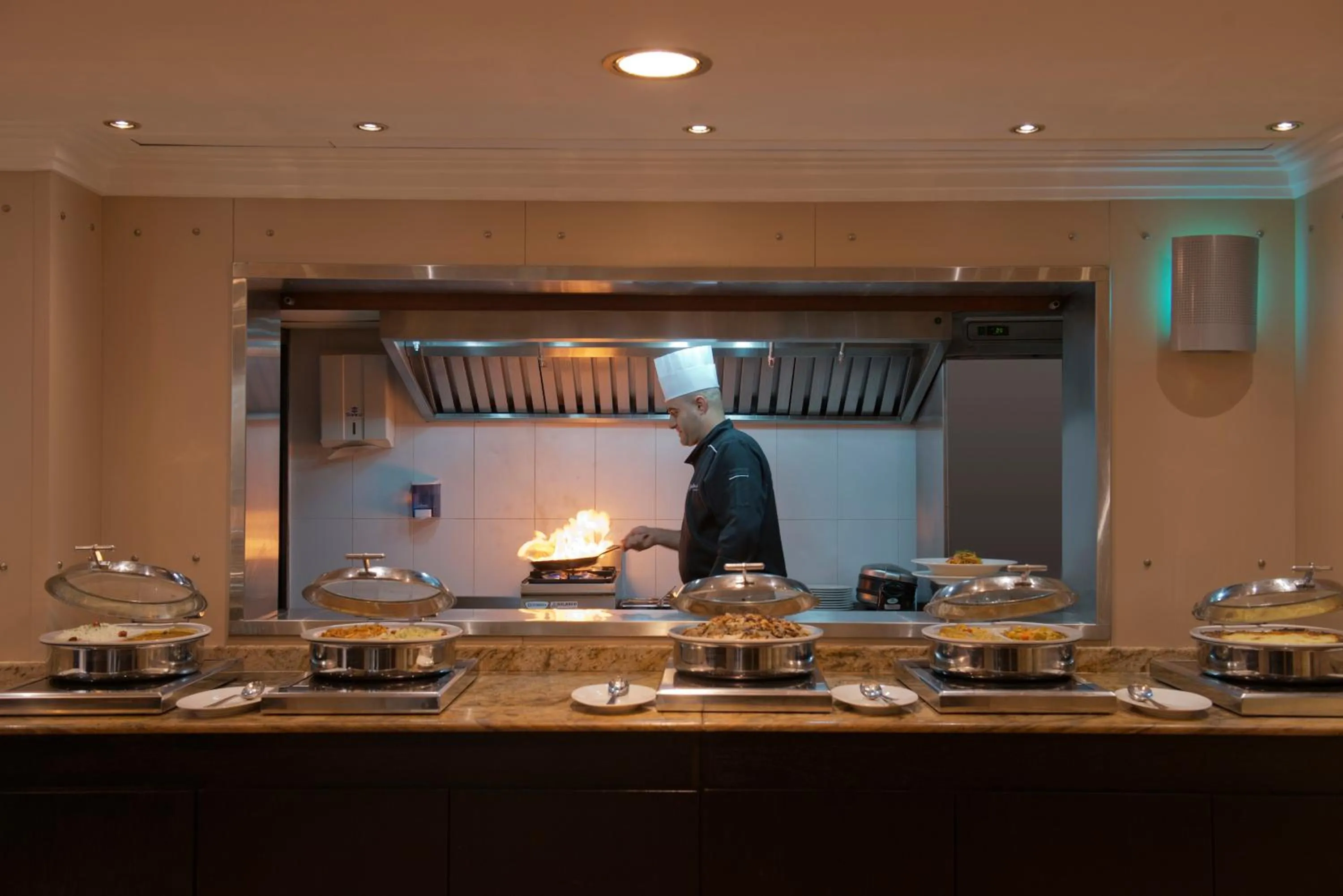 Restaurant/places to eat in Radisson Blu Martinez Beirut