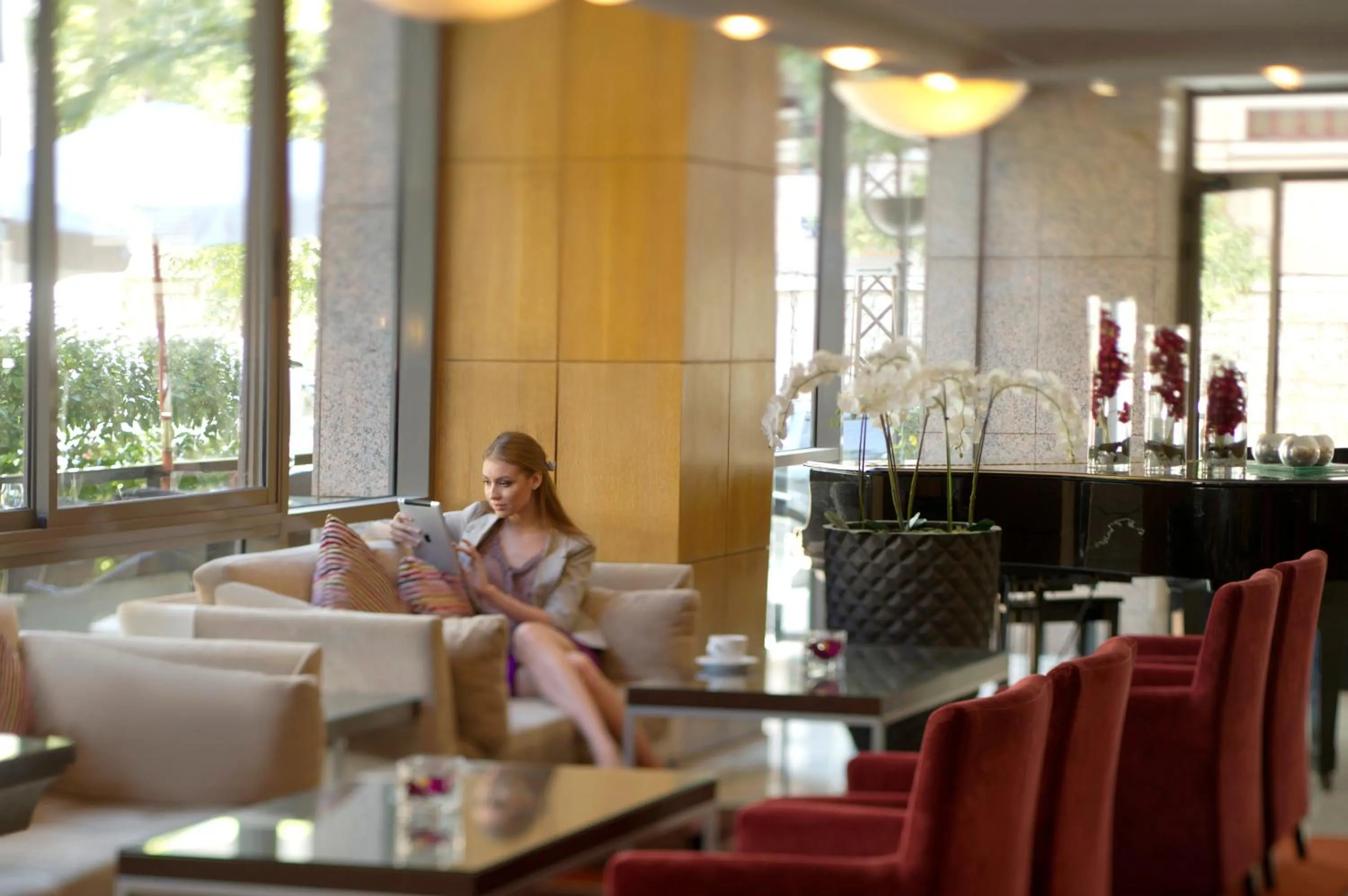 Restaurant/places to eat in Radisson Blu Martinez Beirut