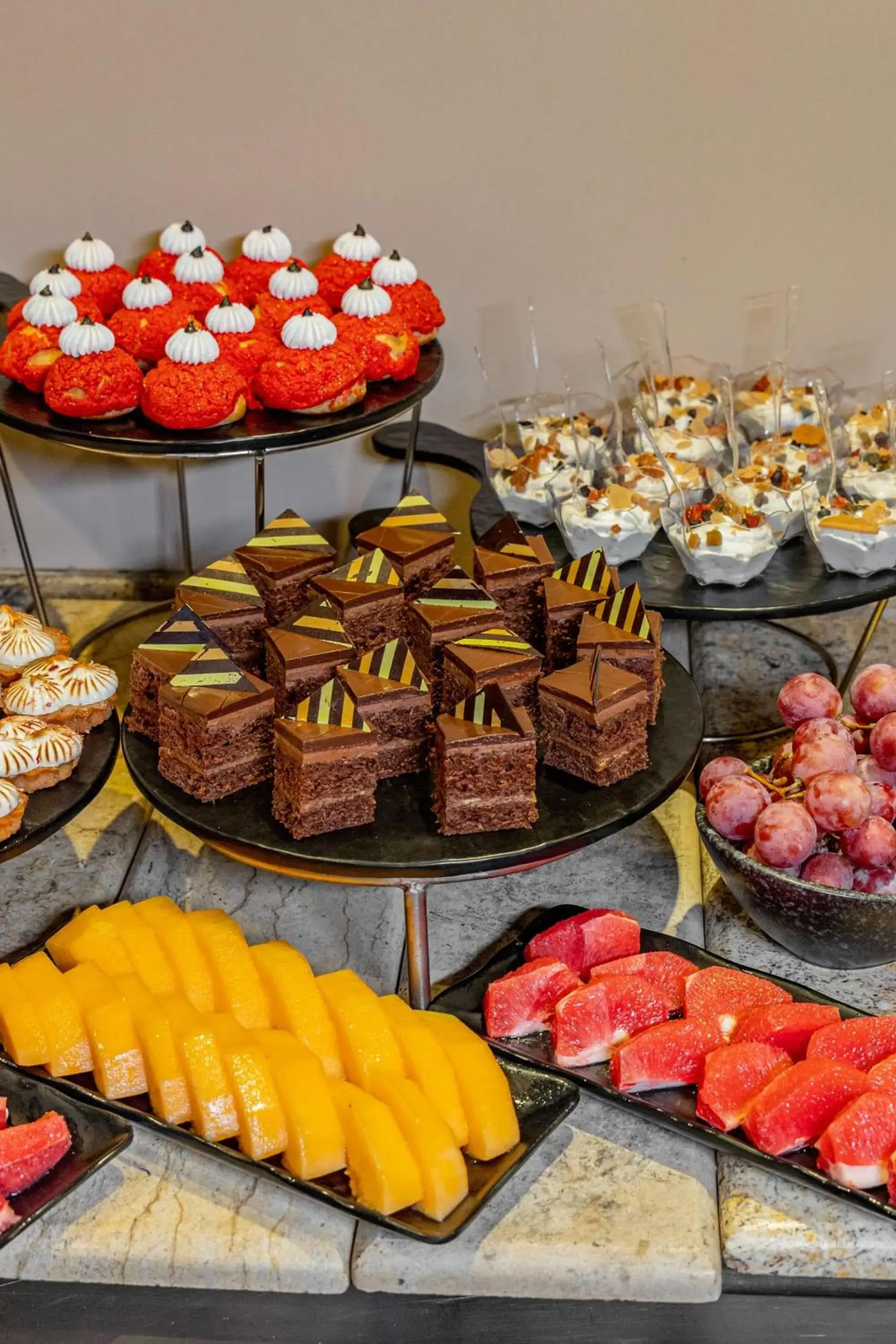 Restaurant/places to eat in Radisson Blu Martinez Beirut Restaurant/places to eat in Radisson Blu Martinez Beirut