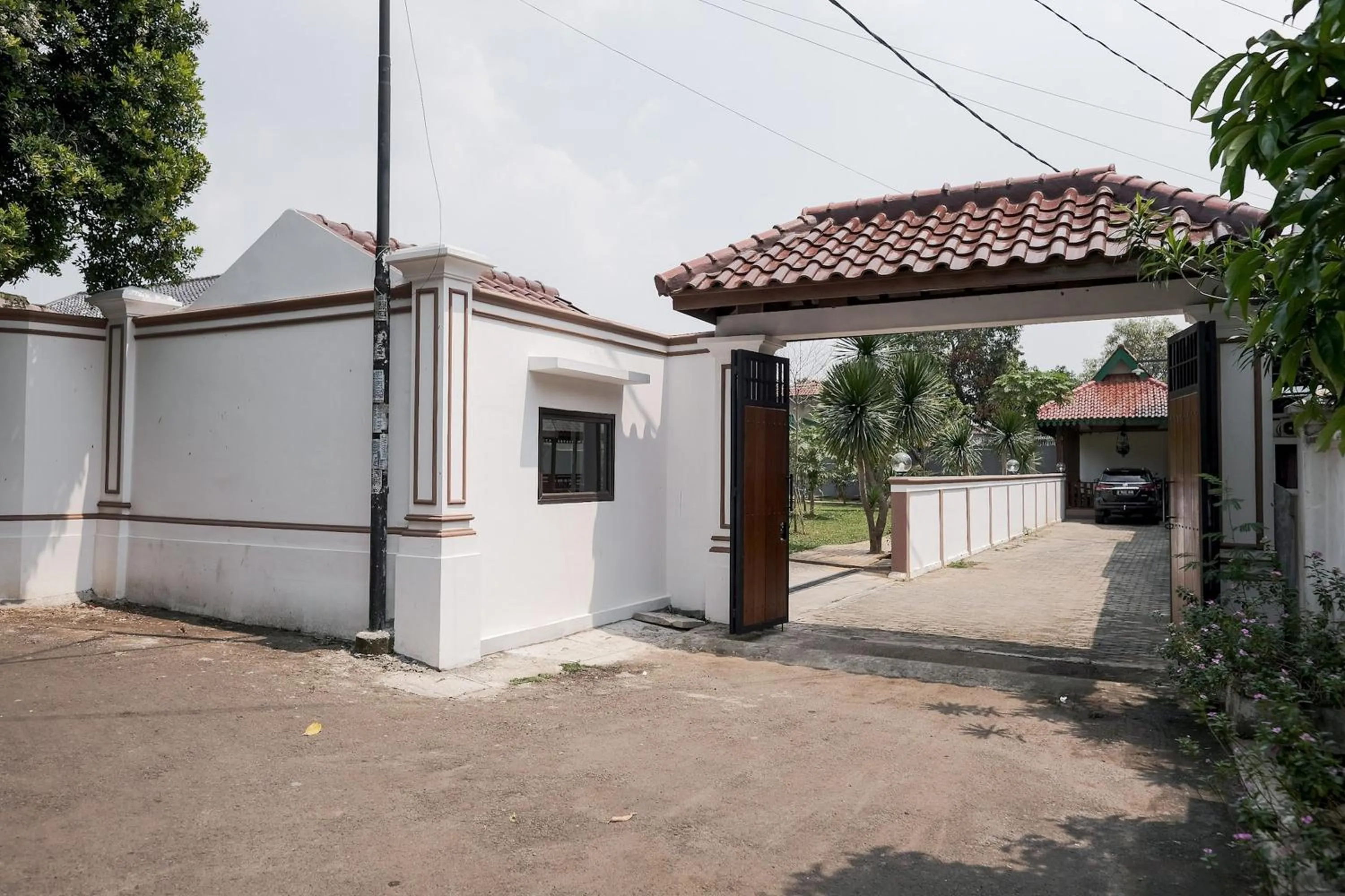 Property building in KoolKost near Jalan Veteran Raya (Minimum Stay 6 Nights)