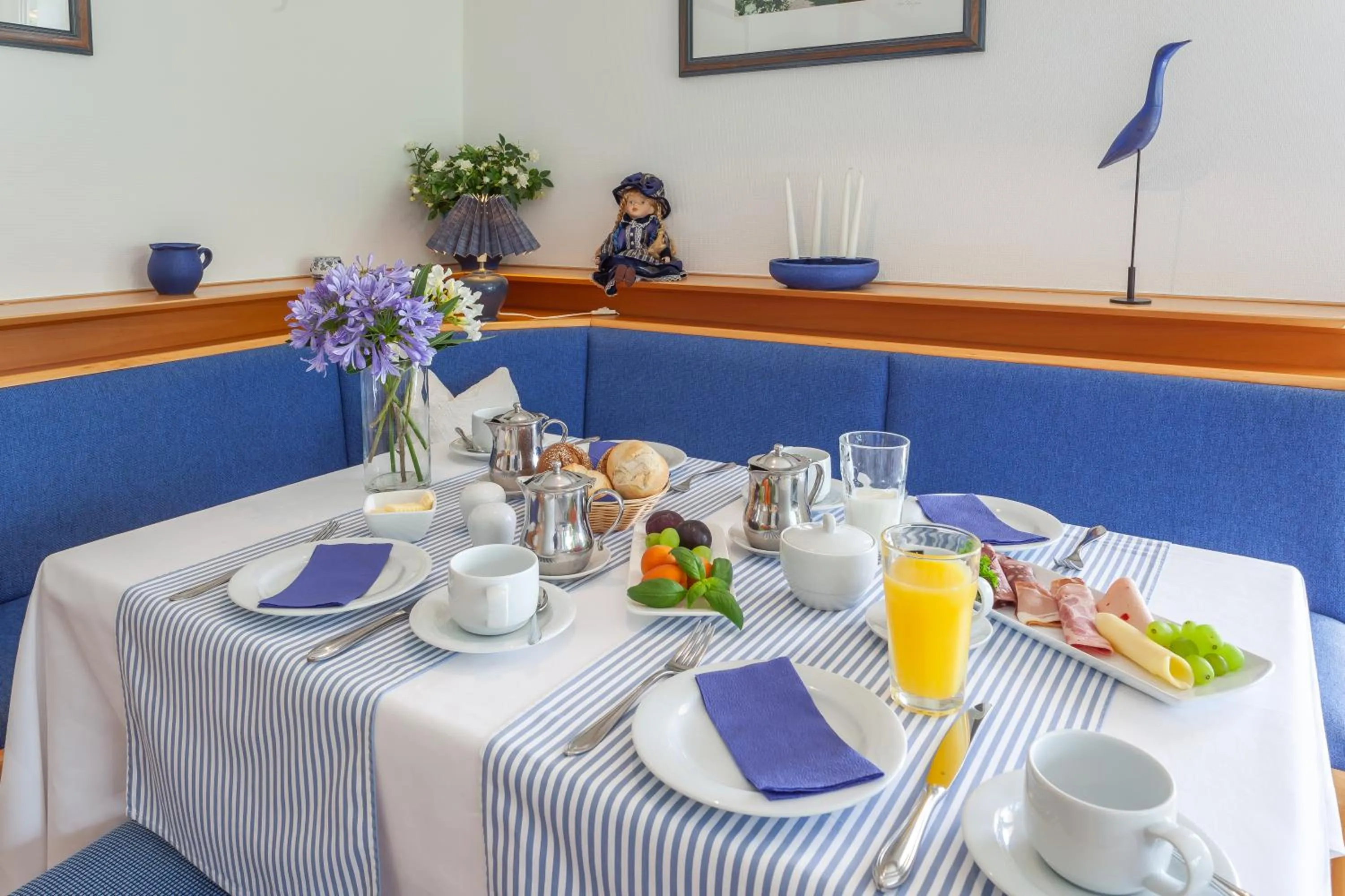 Breakfast in Hotel Am See