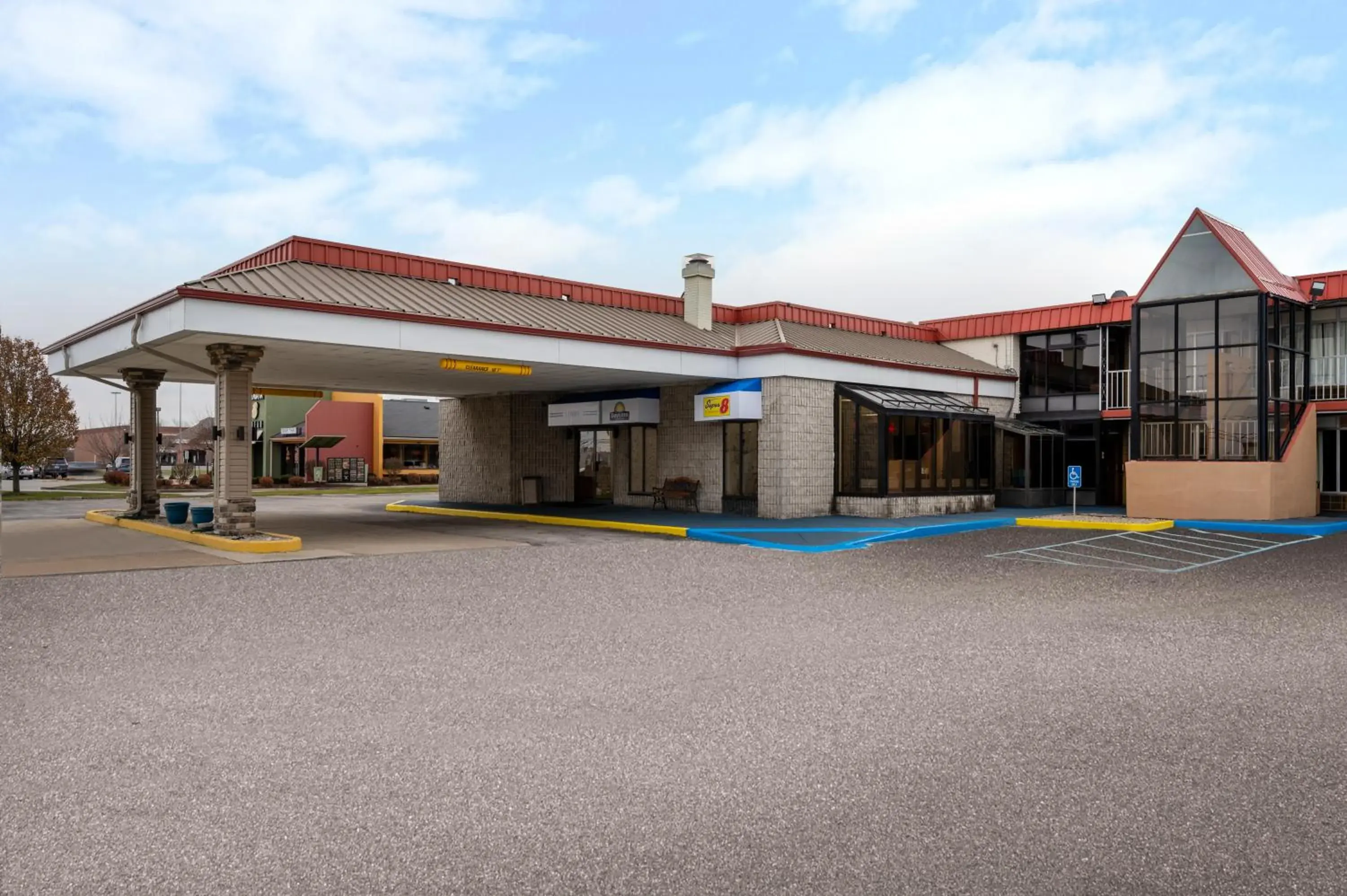 Facade/entrance in Days Inn by Wyndham Perrysburg Toledo Facade/entrance in Days Inn by Wyndham Perrysburg Toledo