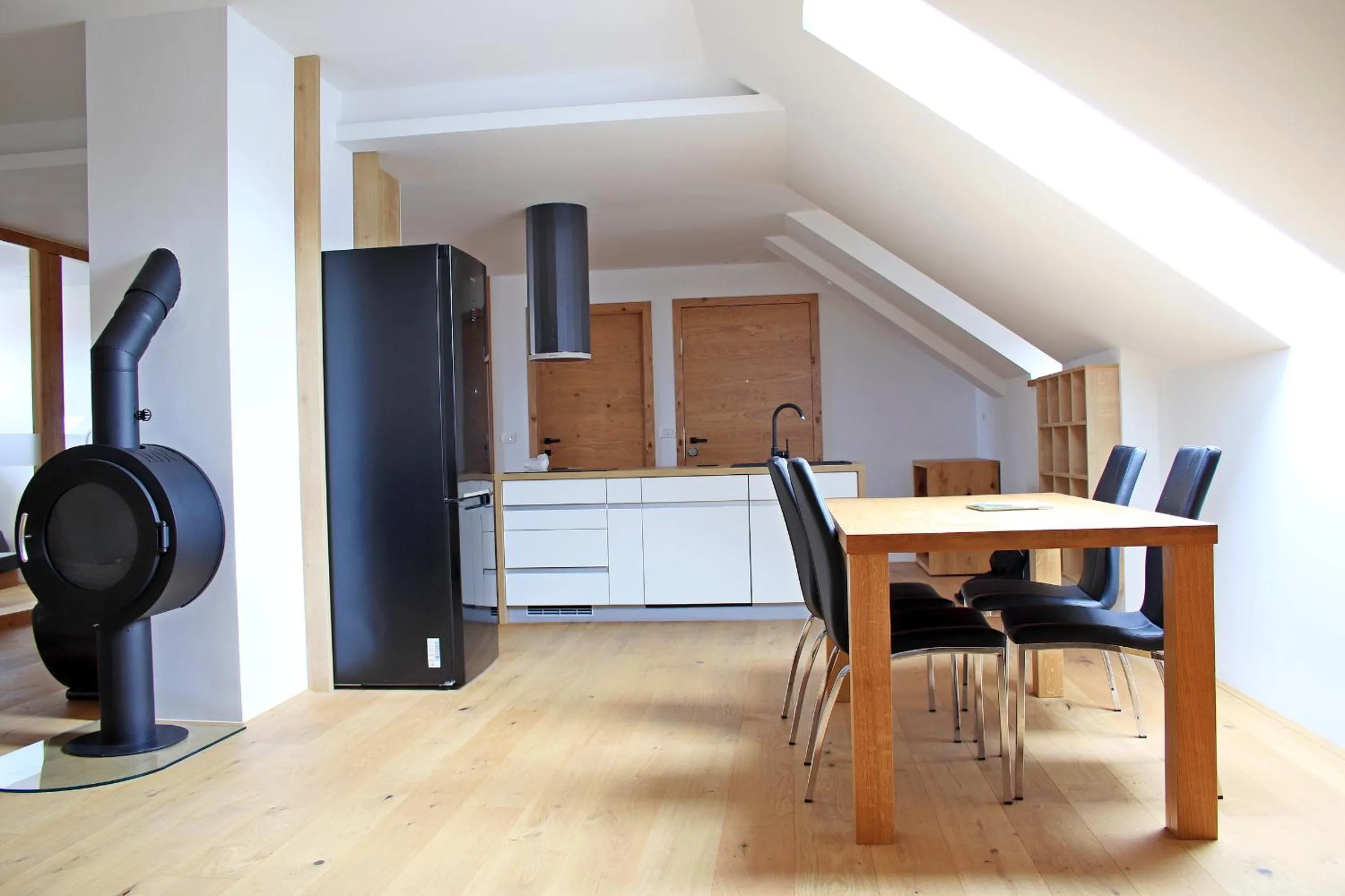 Kitchen or kitchenette in Cirus apartments