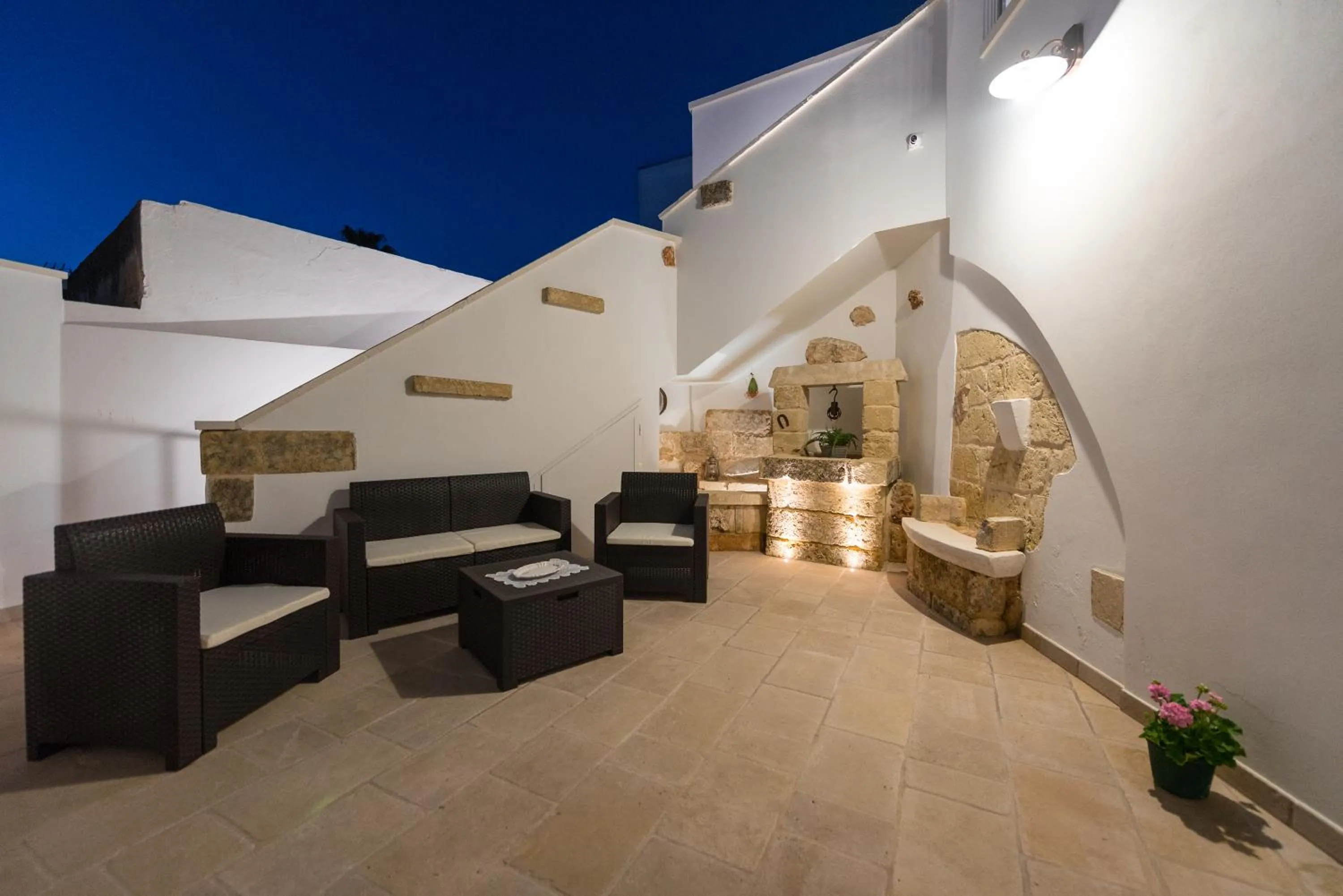 Donna Fiora Antica Dimora