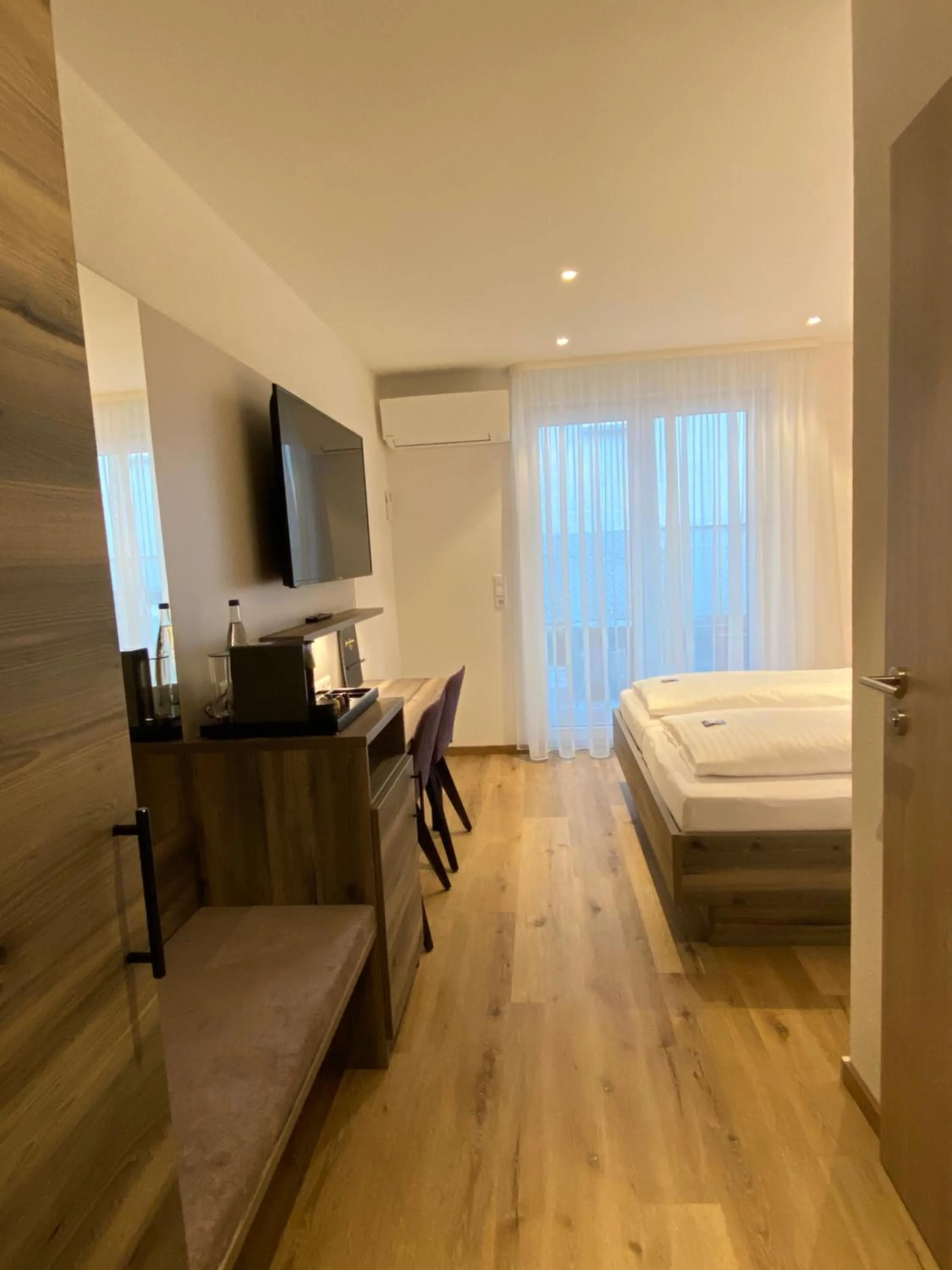 Photo of the whole room, Bed in Hotel Kosel garni UG