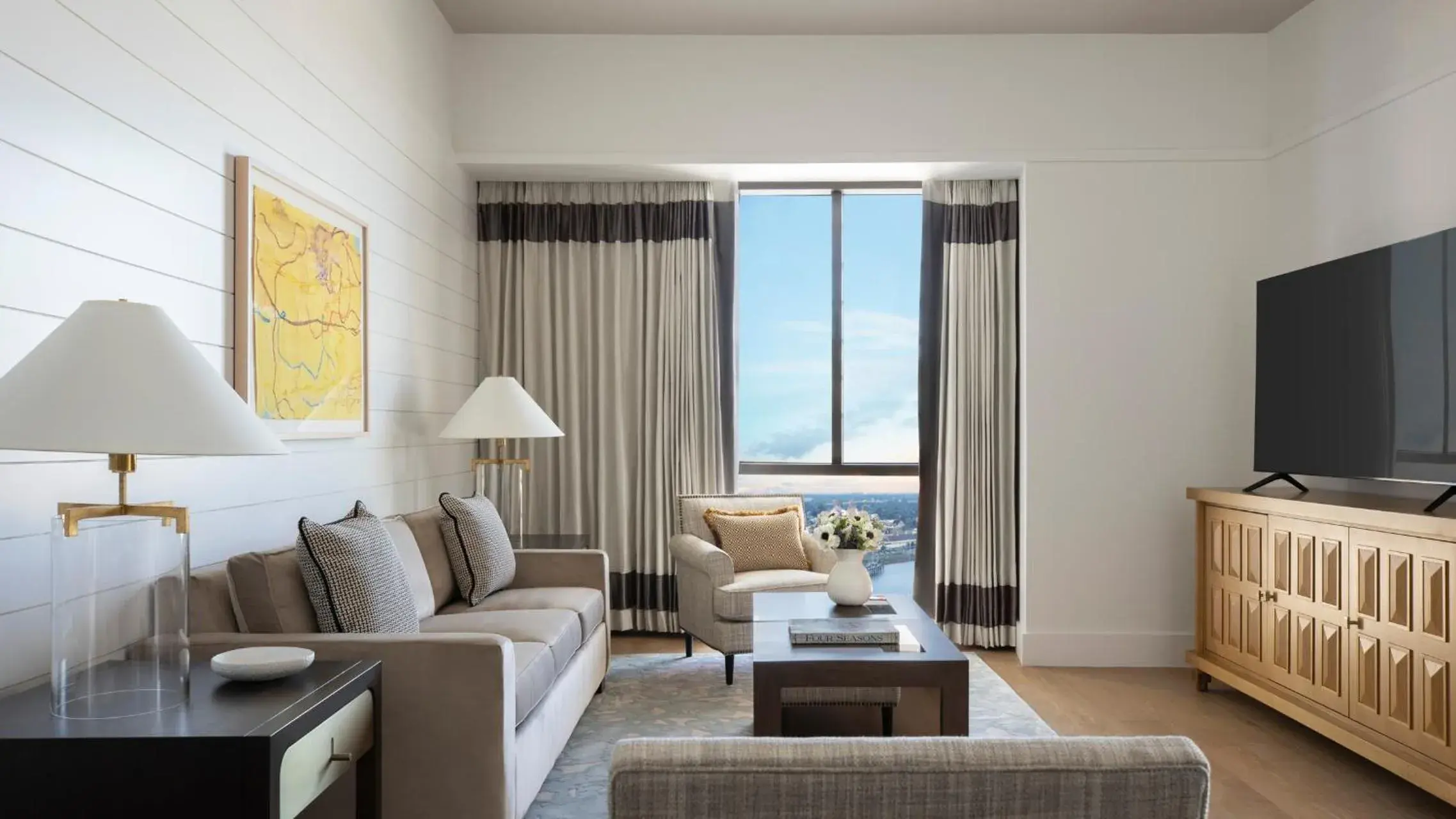 Four Seasons New Orleans Four Seasons New Orleans