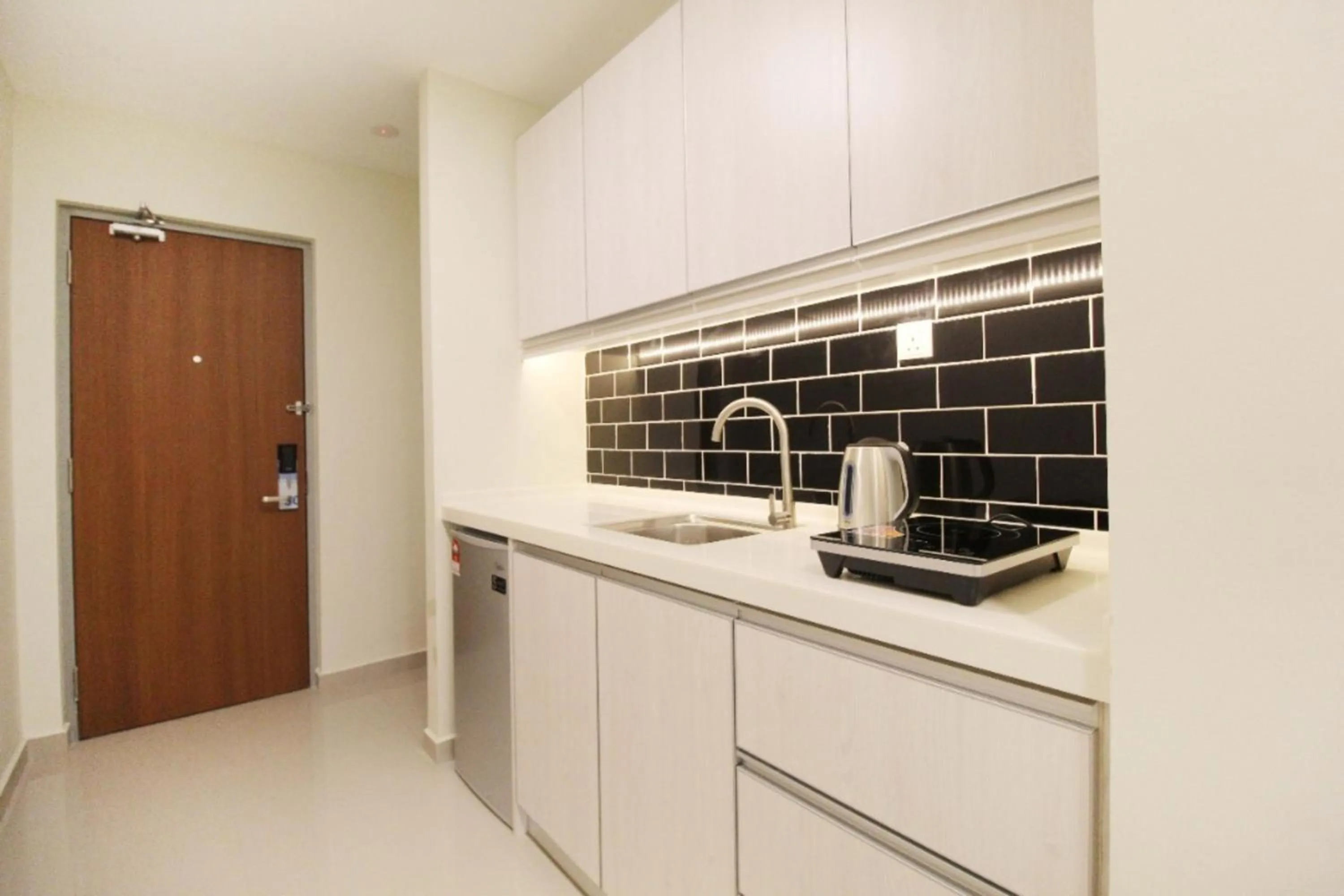 Kitchen or kitchenette in KL Eight Suites Newly completed 2021