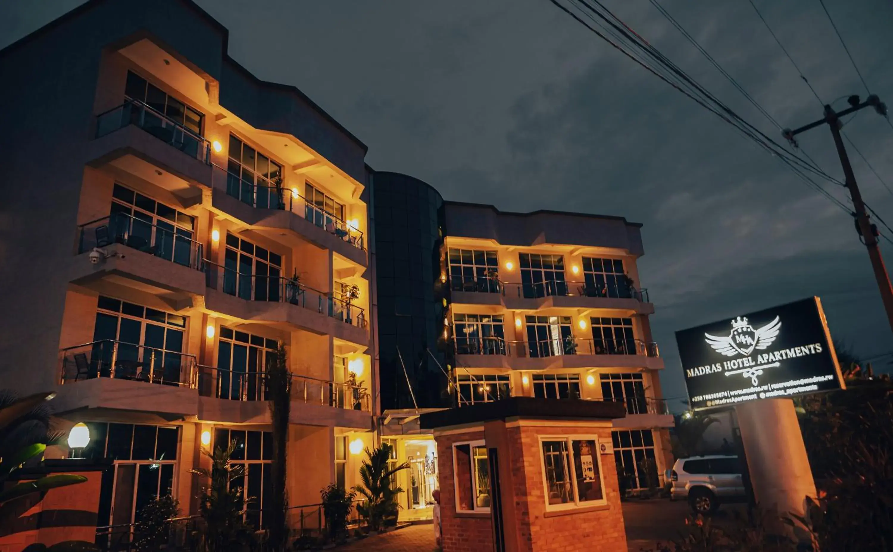 Property building in Madras Hotel and Apartments Property building in Madras Hotel and Apartments