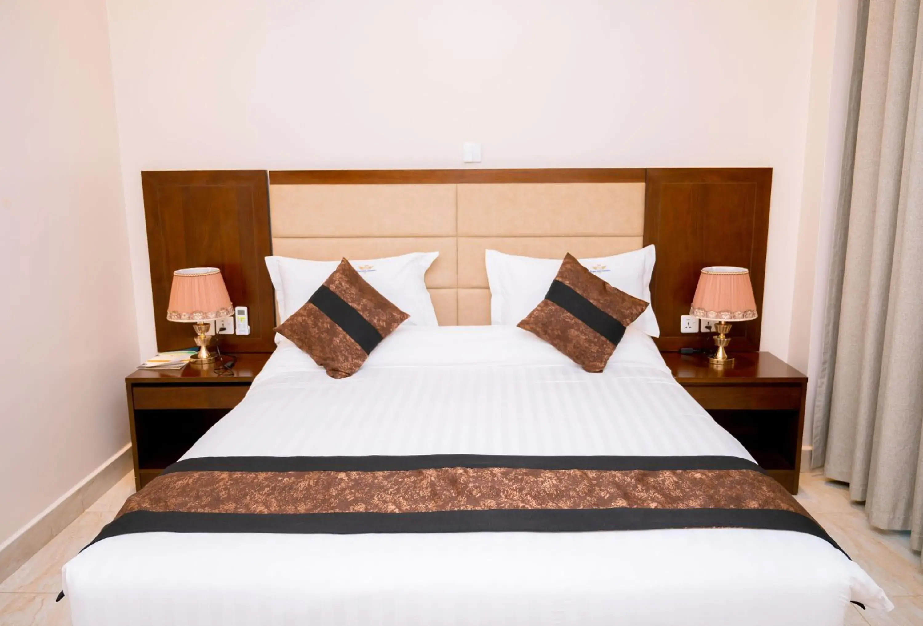 Bed in Madras Hotel and Apartments Bed in Madras Hotel and Apartments