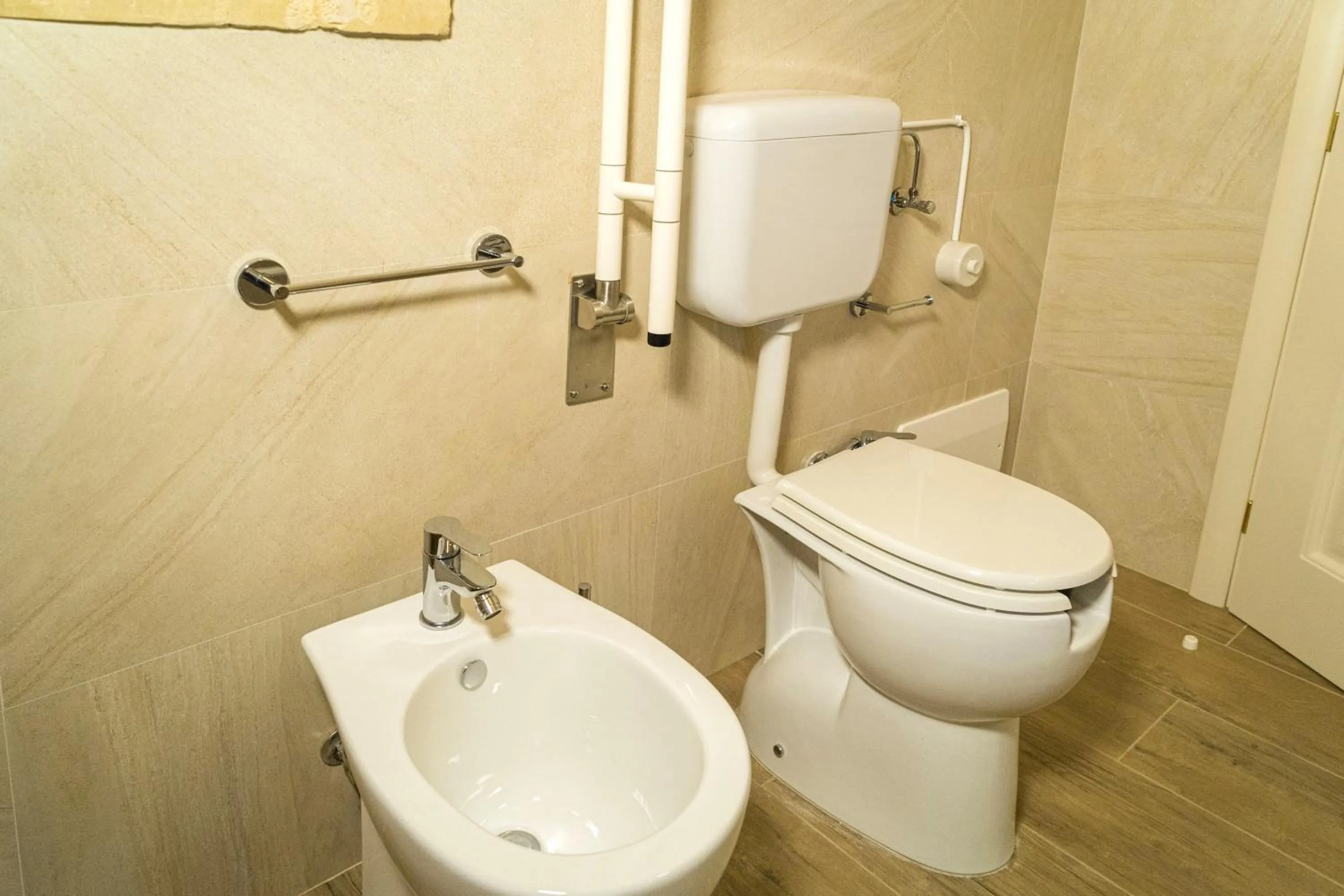 Toilet in Relais Borgo Segine