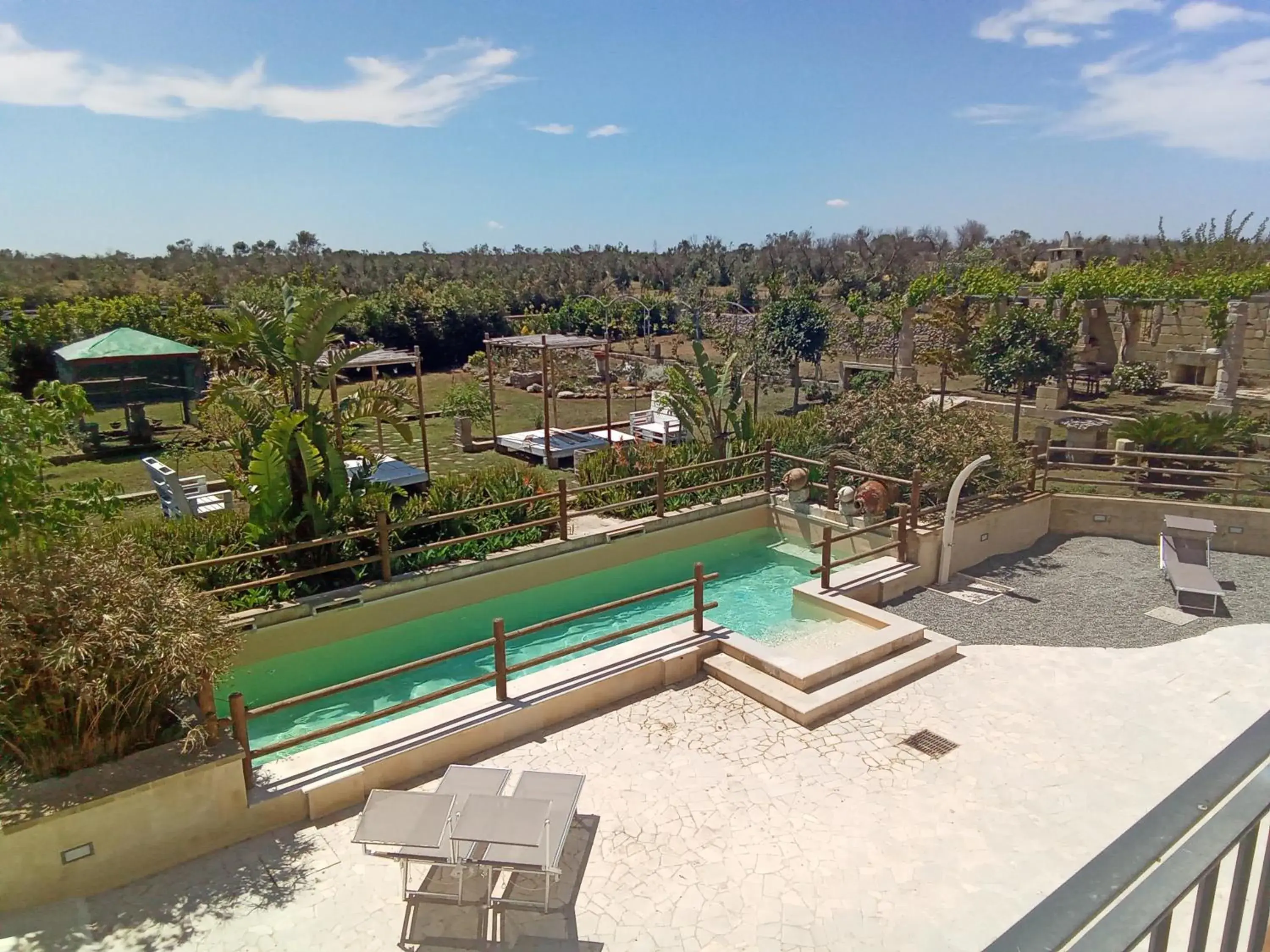 Swimming pool in Relais Borgo Segine Swimming pool in Relais Borgo Segine