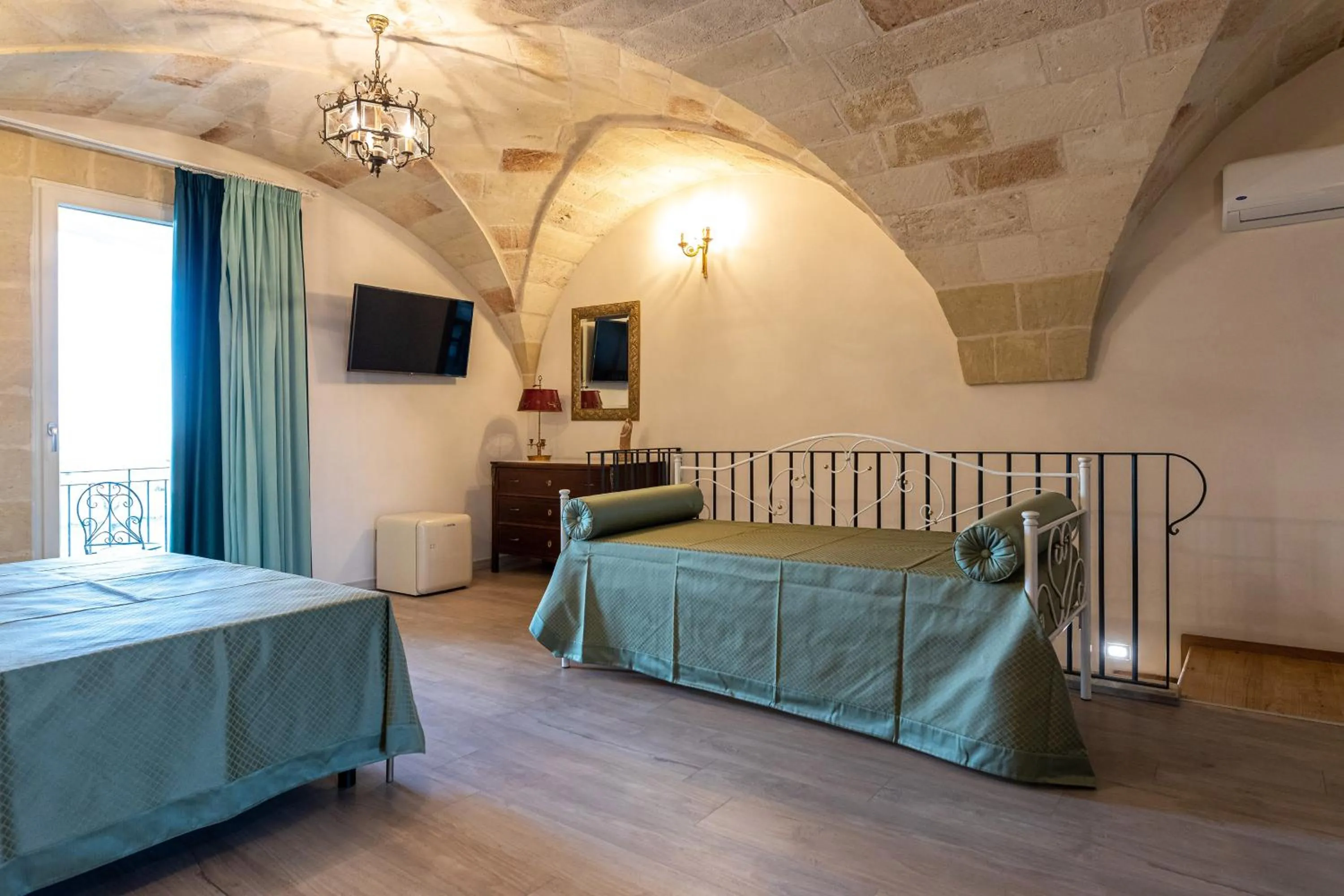 Bedroom, Bed in Masseria Borgo Segine - Relais nel Salento