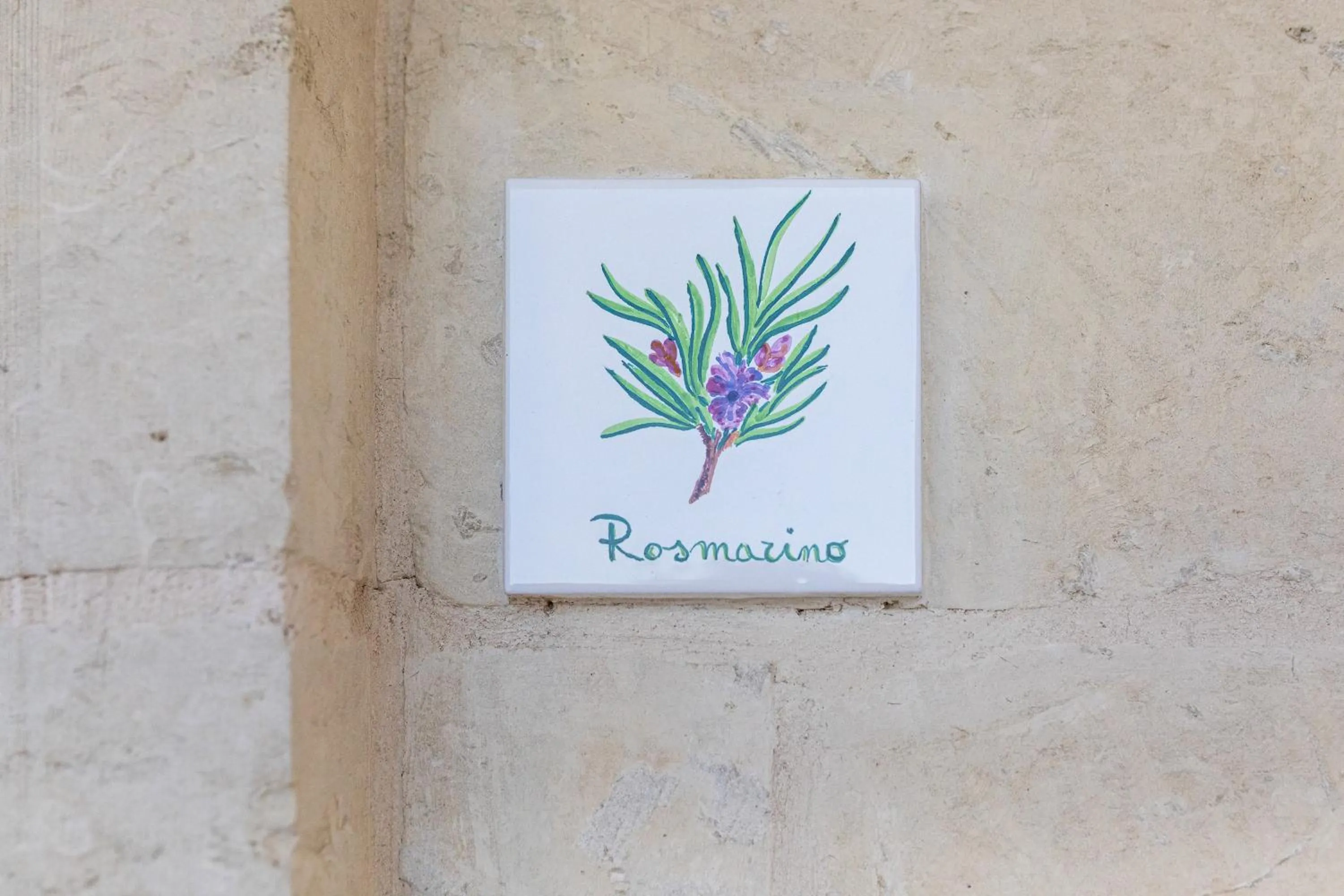 Decorative detail in Relais Borgo Segine