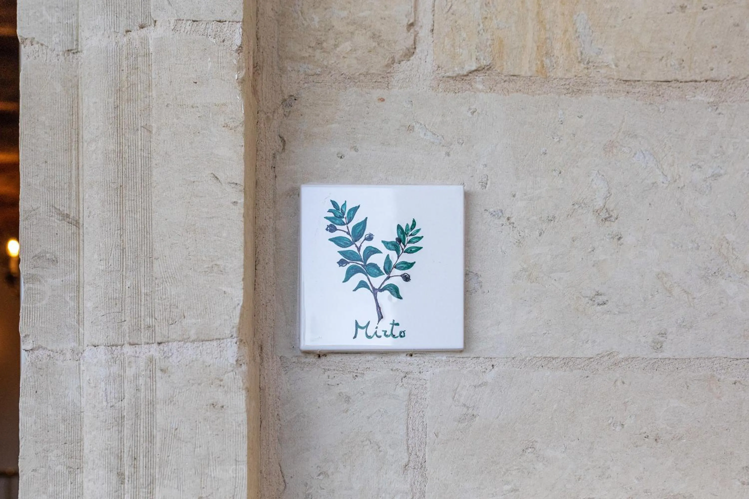 Decorative detail in Relais Borgo Segine