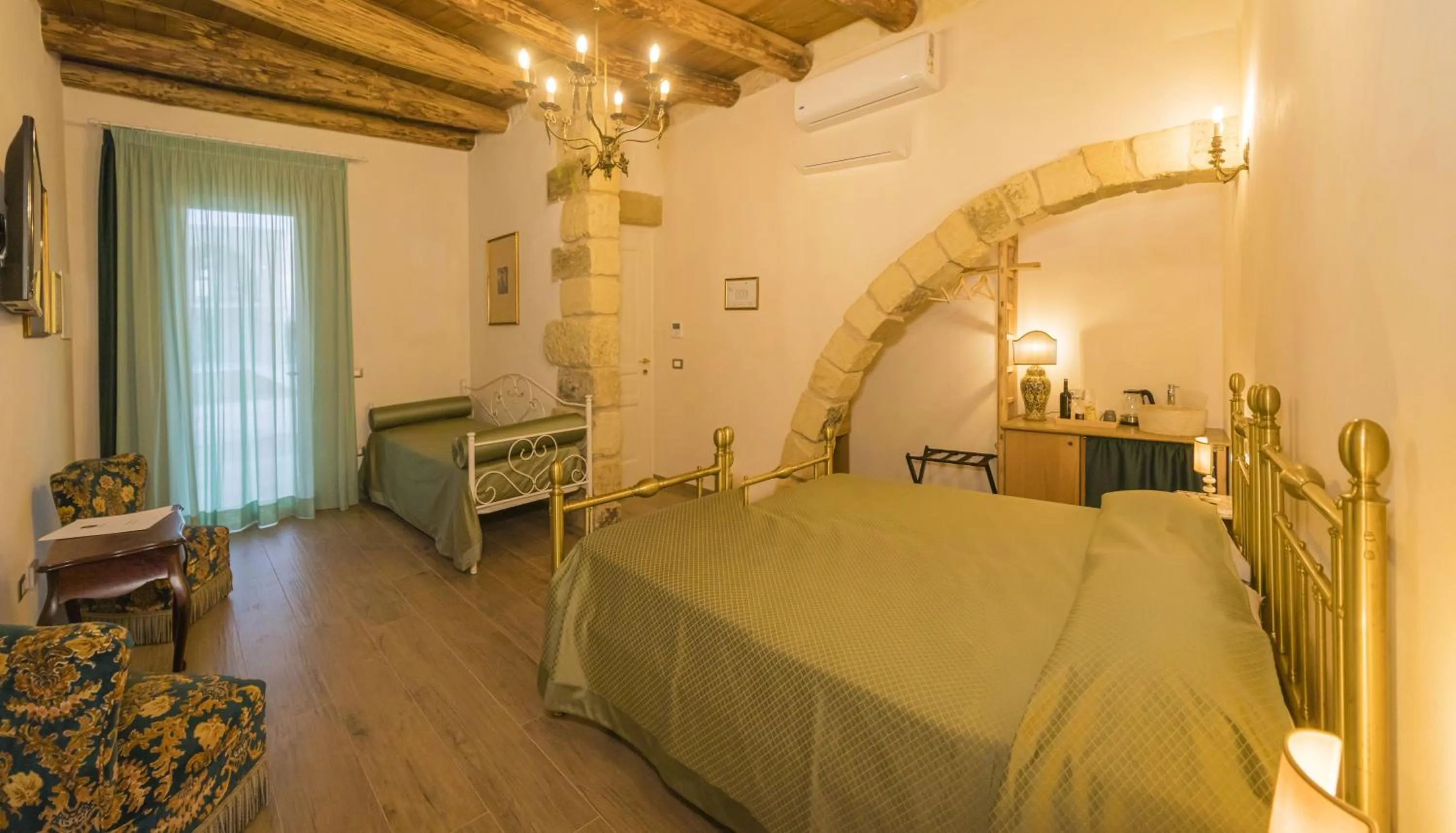 Bed in Relais Borgo Segine