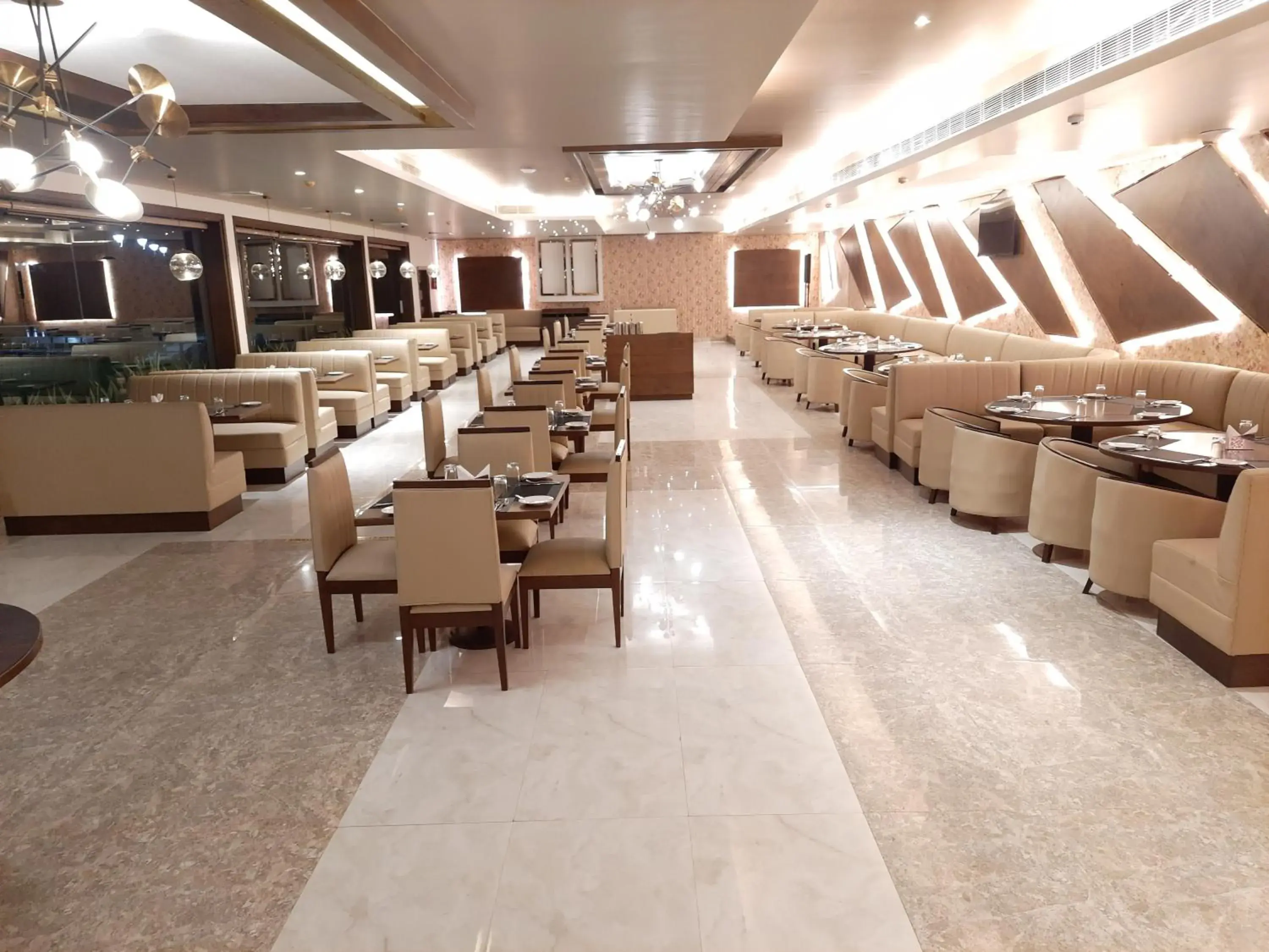 Restaurant/places to eat in Jay Clarks Exotica Restaurant/places to eat in Jay Clarks Exotica