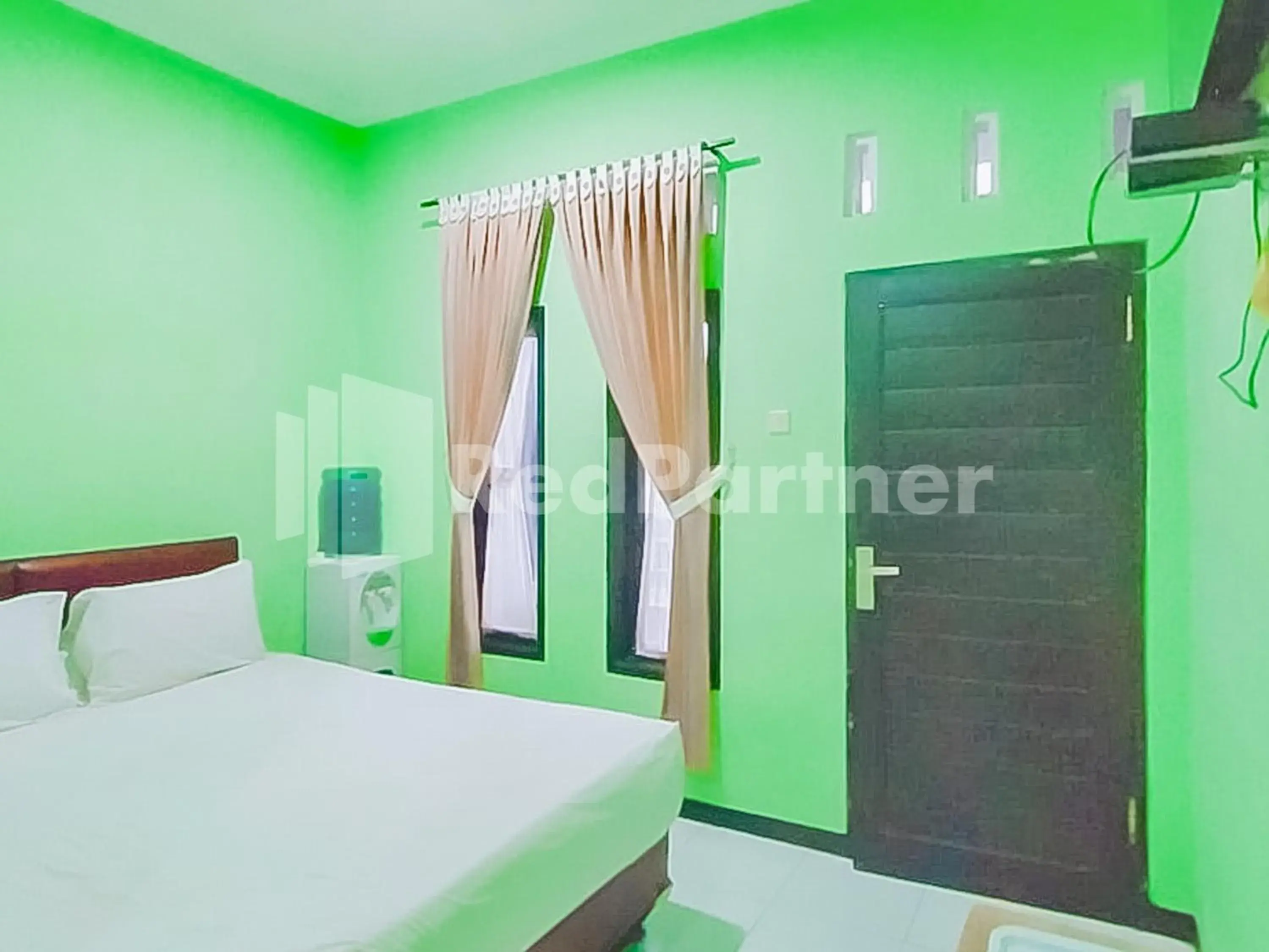 Bedroom, Bed in Indah Savana Hotel Mitra RedDoorz Bedroom, Bed in Indah Savana Hotel Mitra RedDoorz